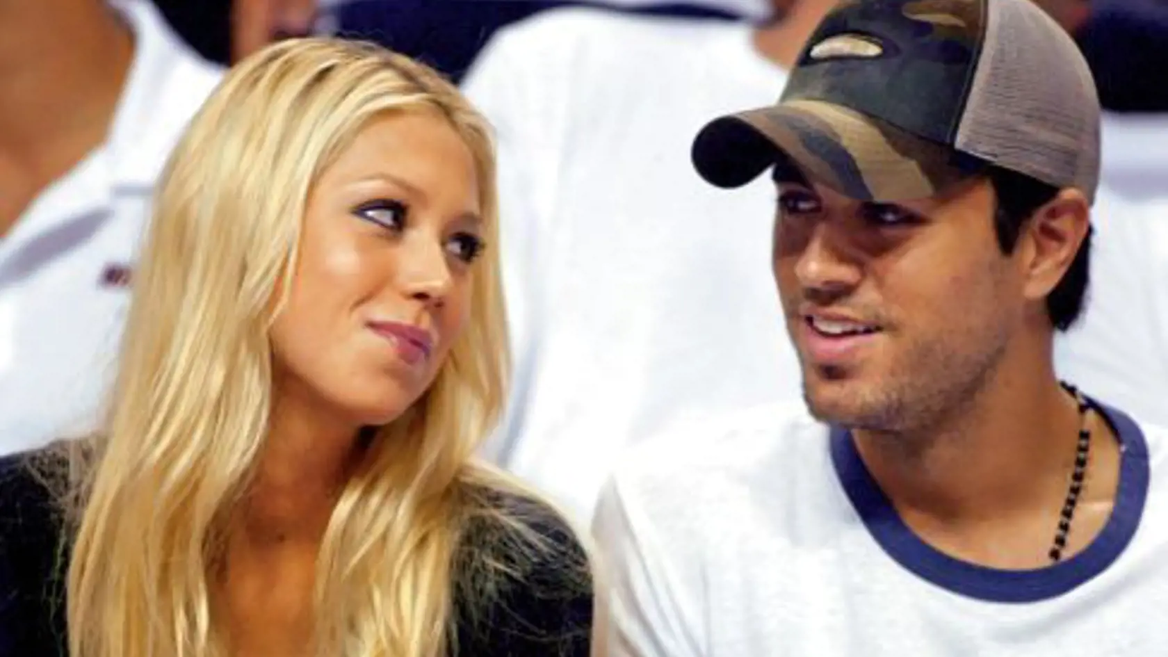 Spevák Enrique Iglesias a tenistka Anna Kurnikovová