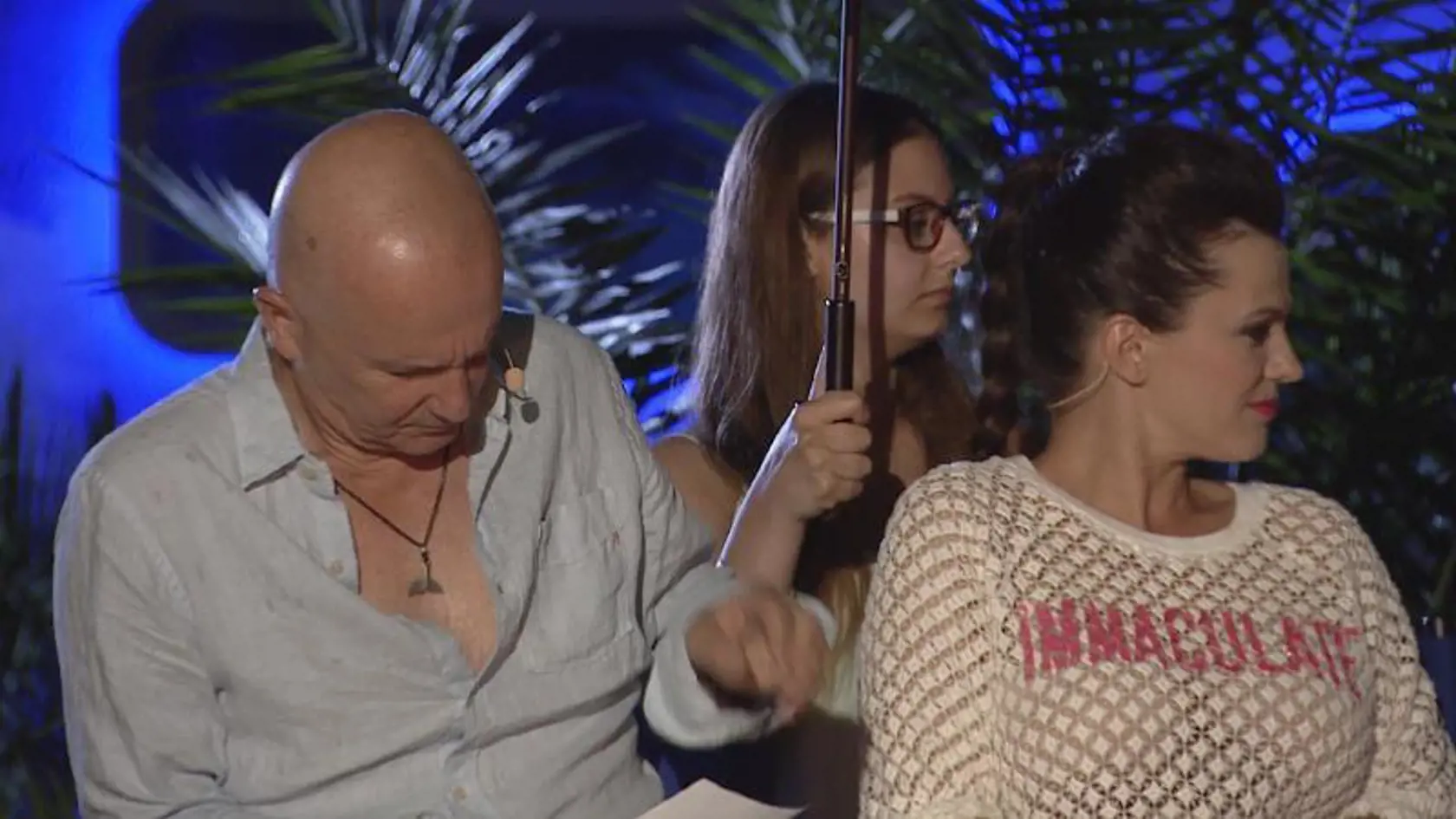 Ondřej Soukup a Marta Jandová sa museli schovať.