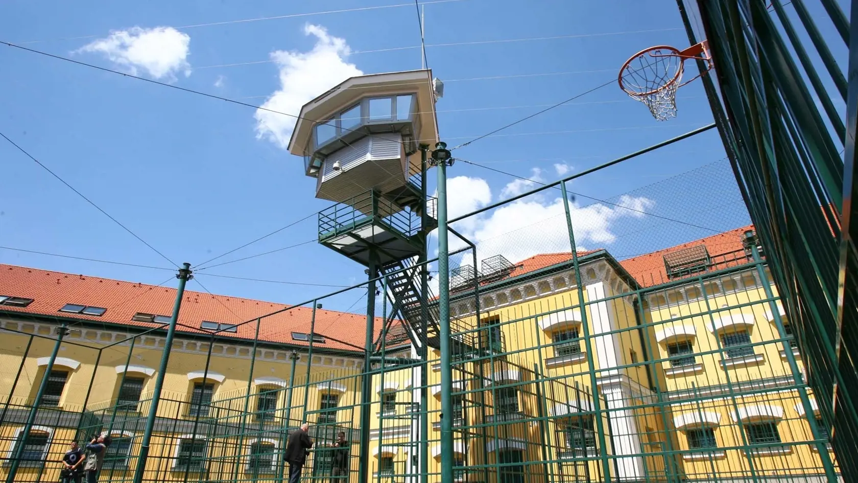 Zariadenie ciel v Leopoldove je veľmi strohé.
