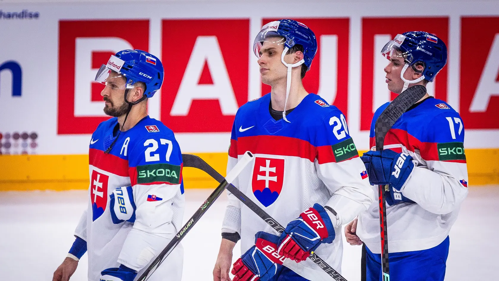 Štvrťfinálový zápas slovenskej hokejovej reprezentácie na MS 2024 v Česku, Slovensko - Kanada. Na snímke Marek Hrivík, Juraj Slafkovský, Šimon Nemec. 