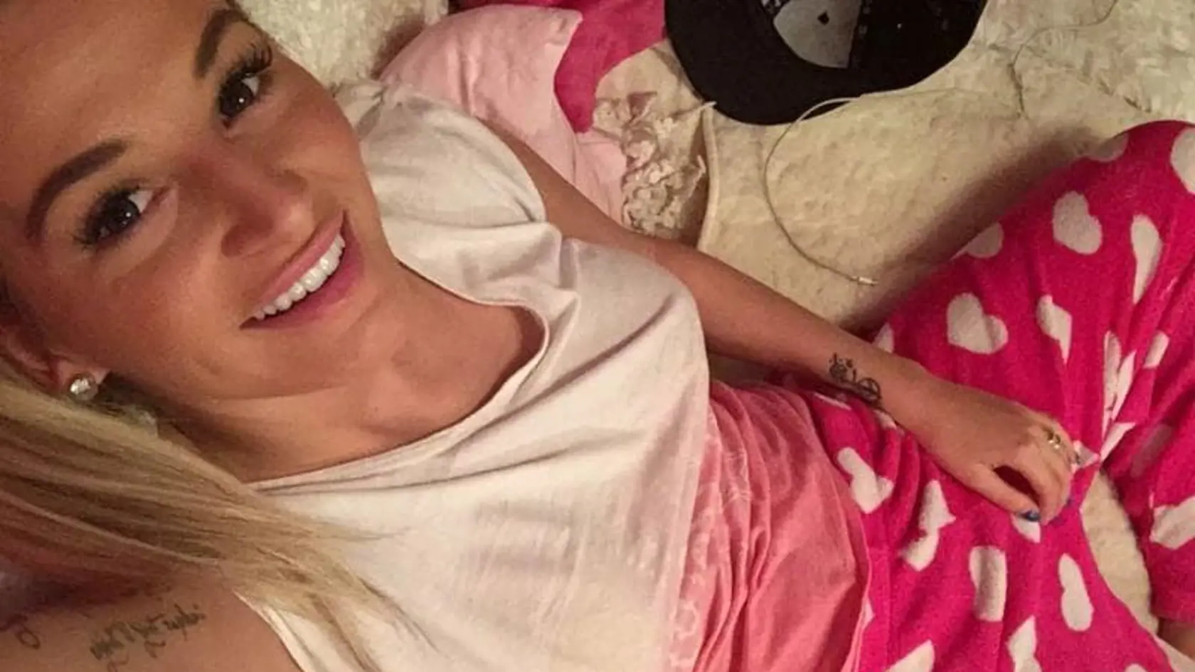 Playmate Zuzana Plačková sa ničoho neštíti.
