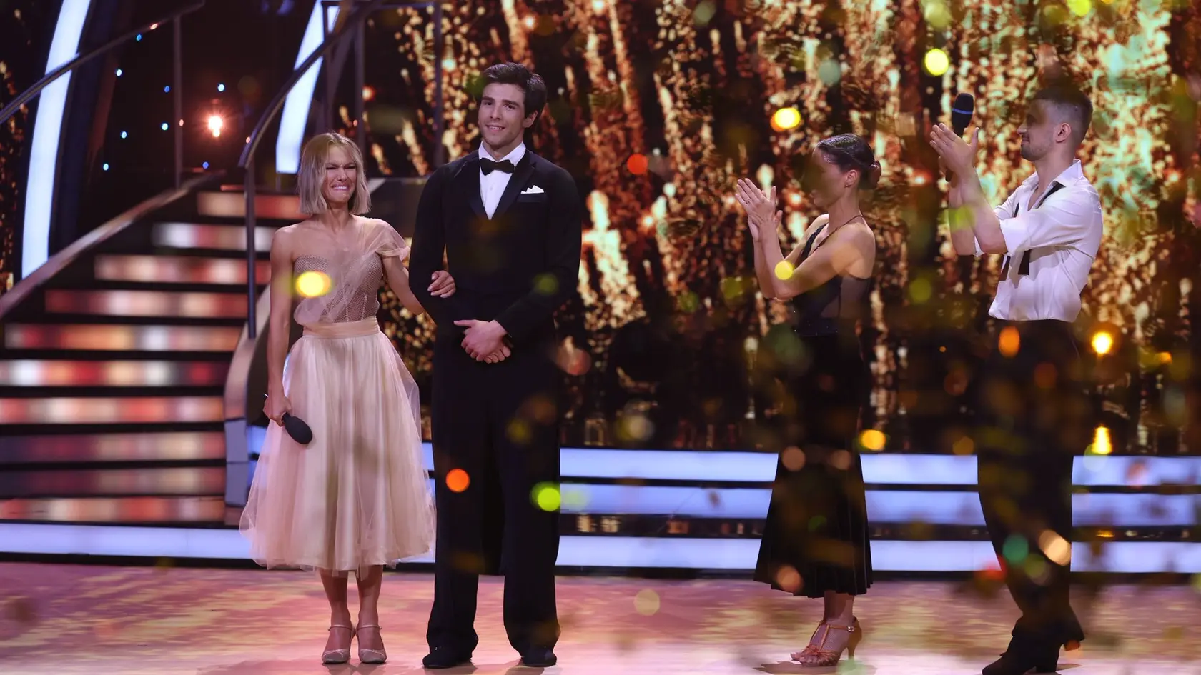 Kráľom a kráľovnou 10. série Let's Dance sa stali Kristián Baran a Dominika Rošková.