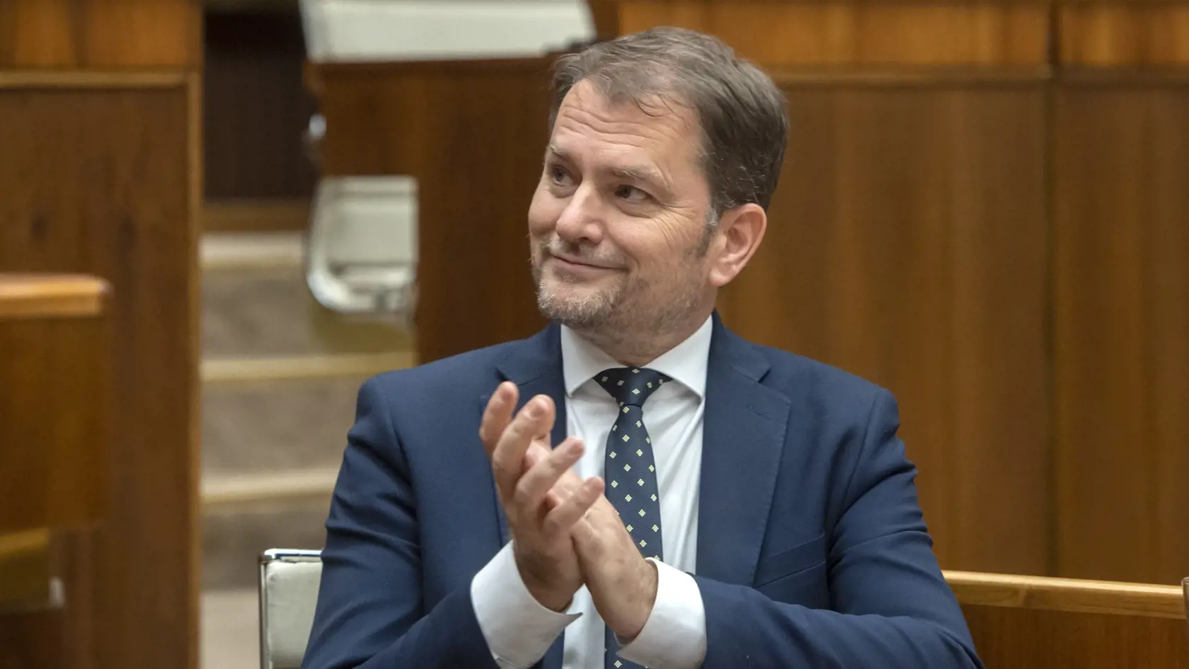 Na otázku o rokovaniach s inými stranami odpovedal, že ešte môžu pribudnúť do spolupráce ďalšie subjekty. Nevylúčil ani ďalšiu zmenu názvu.