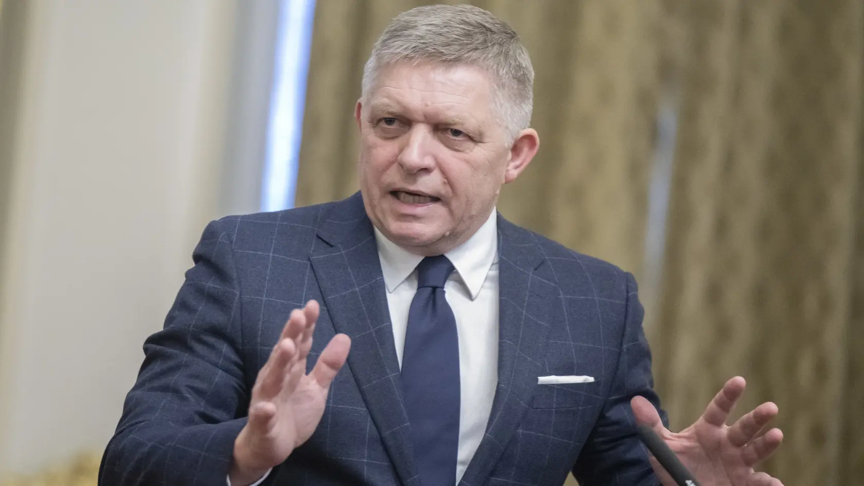 Premiér SR Robert Fico (Smer).