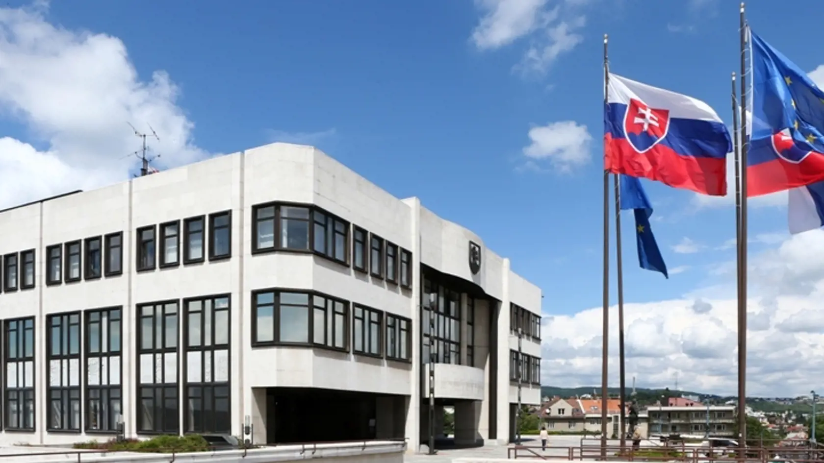 BUDOVA NR SR: Potrebovala by opravu, no nie sú na ňu peniaze.