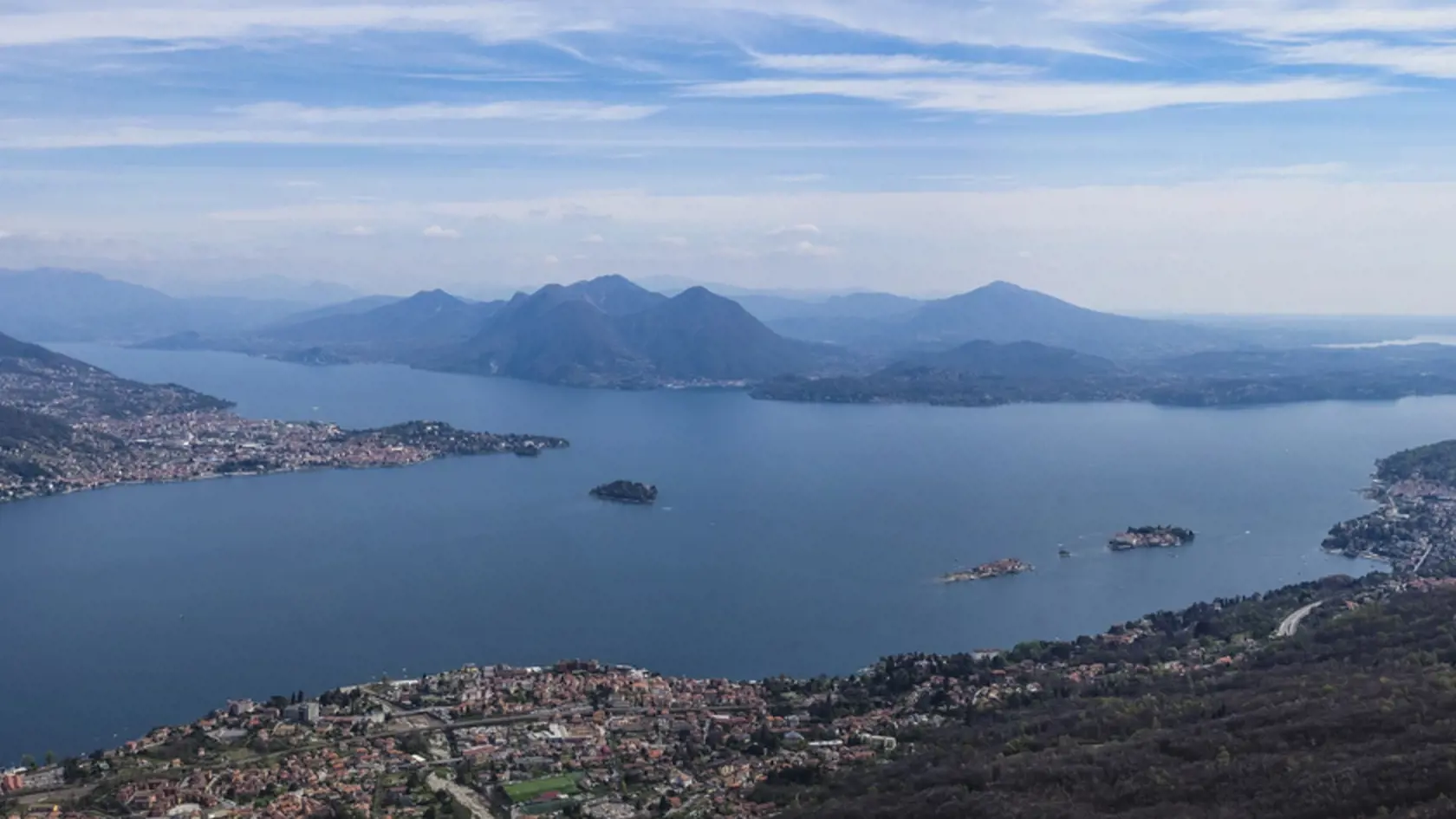 Medzi štyrmi obeťami nehody lode na talianskom jazere Lago Maggiore boli dvaja dovolenkujúci zamestnanci talianskej tajnej služby a jeden Izraelčan. (Ilustračné foto)