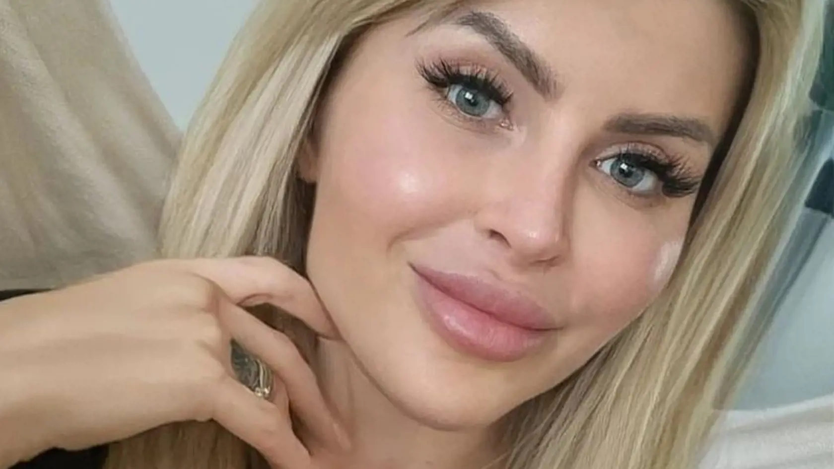 Lela Vémola