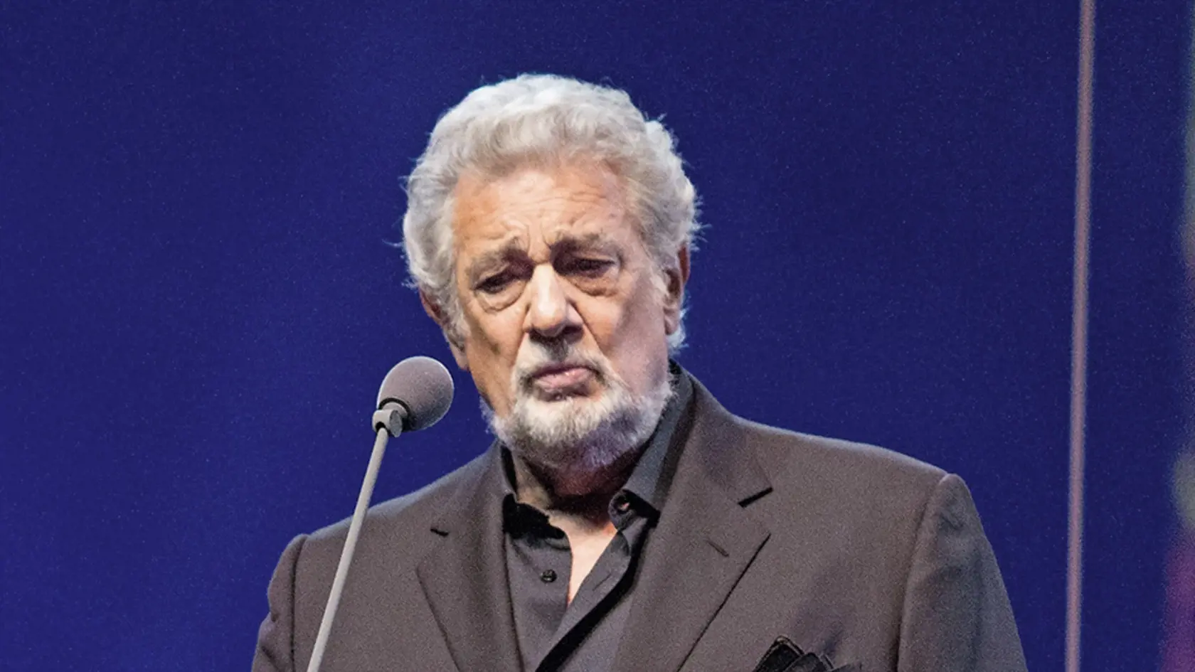 Placido Domingo stále koncertuje, hoci čelí obvineniam za sexuálne obťažovanie.