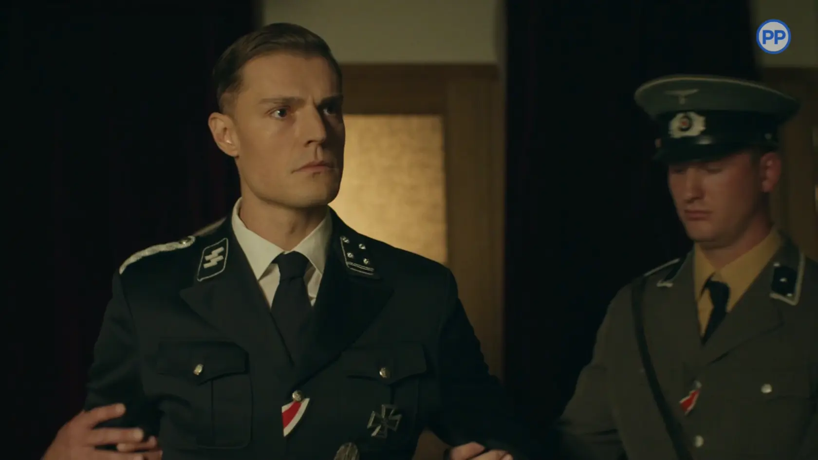 Walter Klaus dal Grabeho zatknúť za protizákonné obohacovanie sa na úkor ríše, teda obchodovanie so Židmi, od ktorých bral peniaze. 