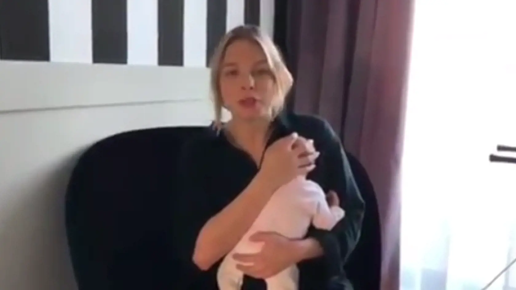 Šťastná mamina Veronika Cifrová Ostrihoňová s milovanou dcérkou Sárou.