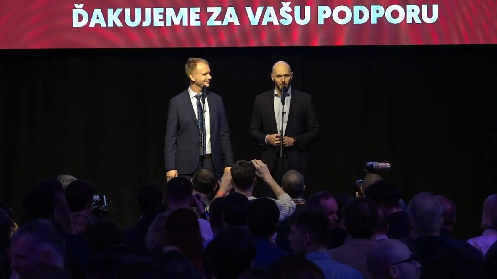 Miroslav Beblavý a Michal Truban z koalície PS/Spolu ďakujú za podporu