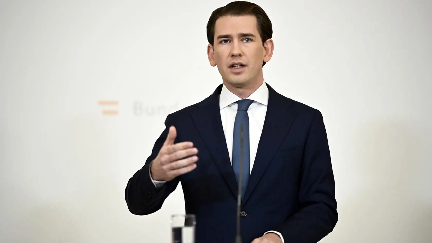 Sebastian Kurz oznámil svoju rezignáciu na post rakúskeho kancelára.