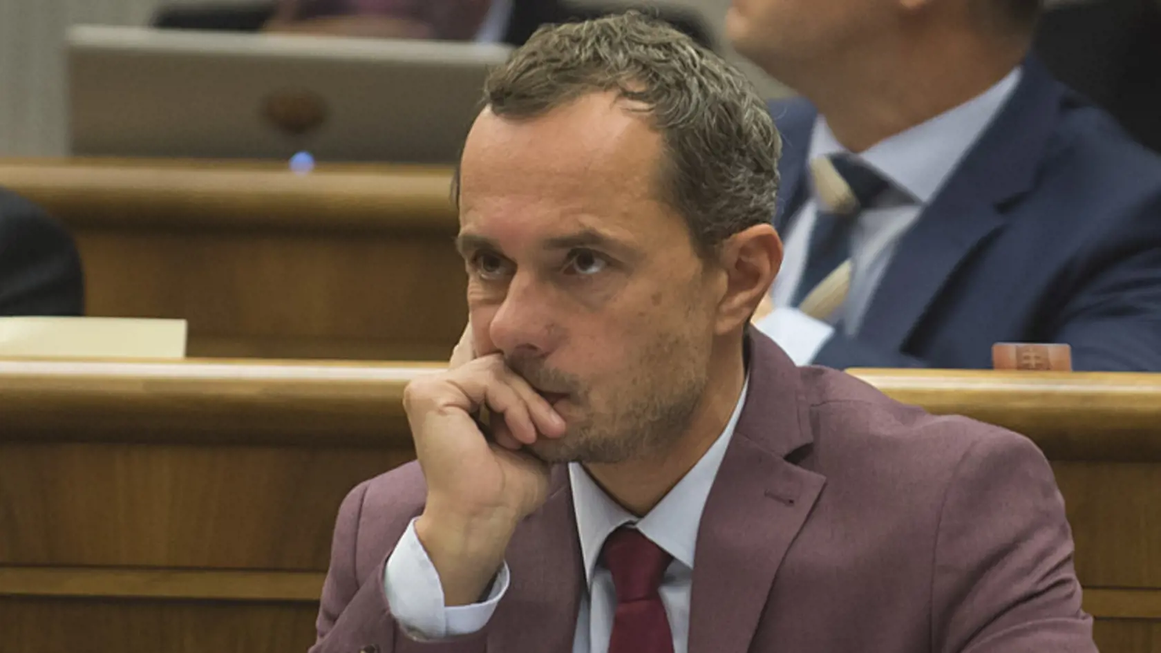 Radoslav Procházka utrpel ďalšiu politickú porážku.