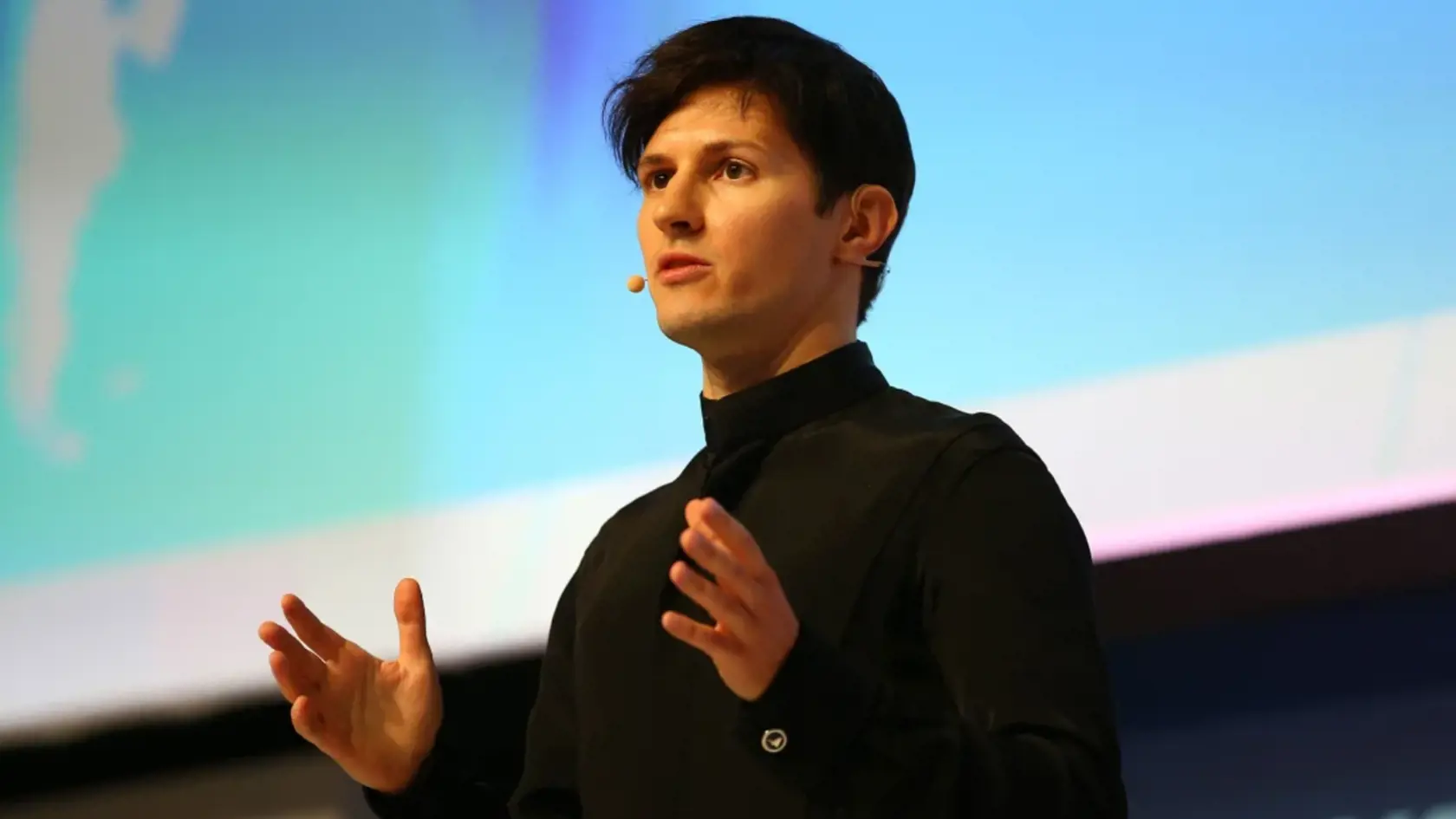 Zakladateľ a generálny riaditeľ aplikácie Telegram Pavel Durov bol v sobotu zadržaný na francúzskom letisku Le Bourget.