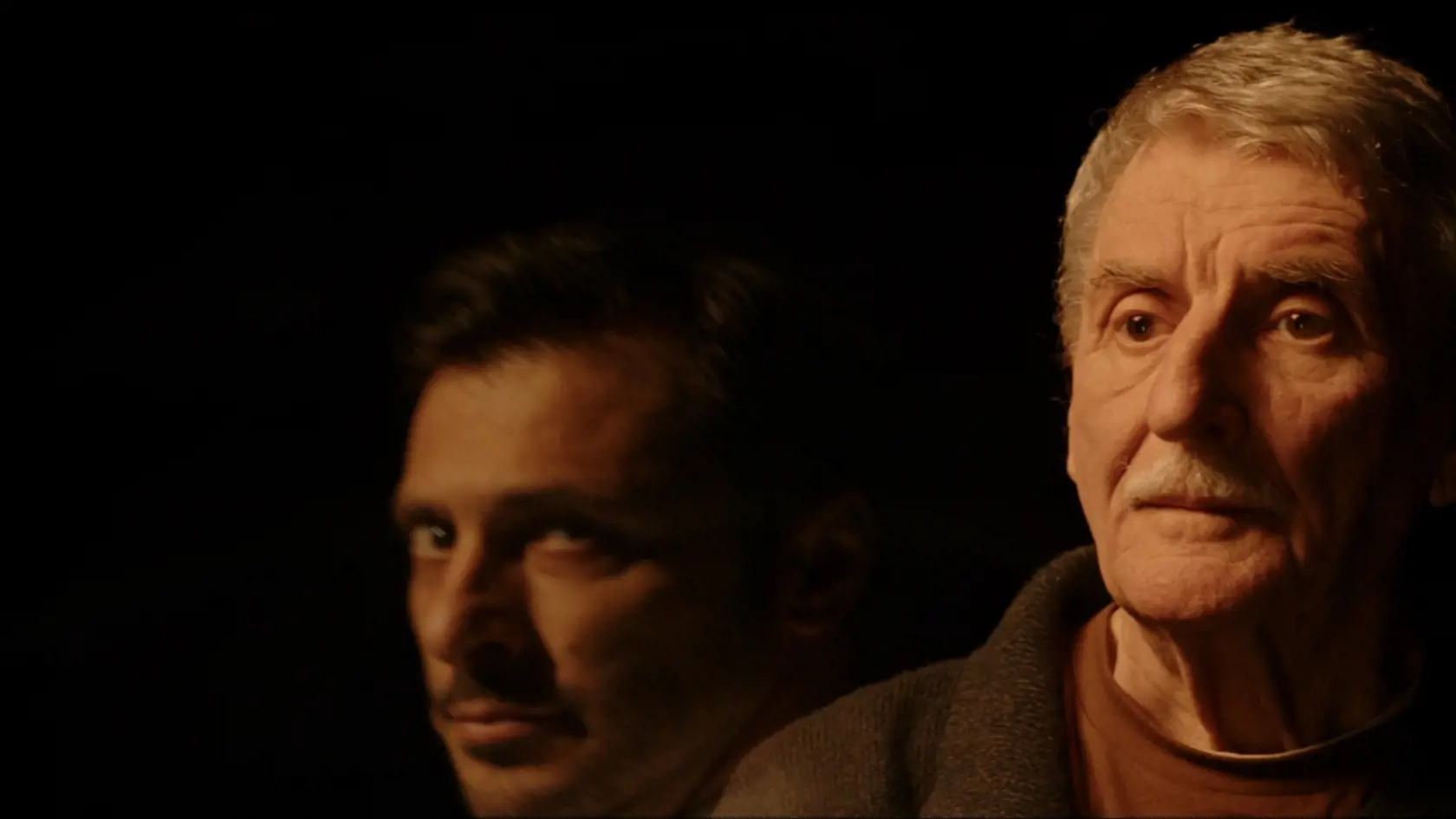 Hlavnú rolu 70-ročného geja vo filme Pre prípad dožitia stvárňuje herec Martin Huba.