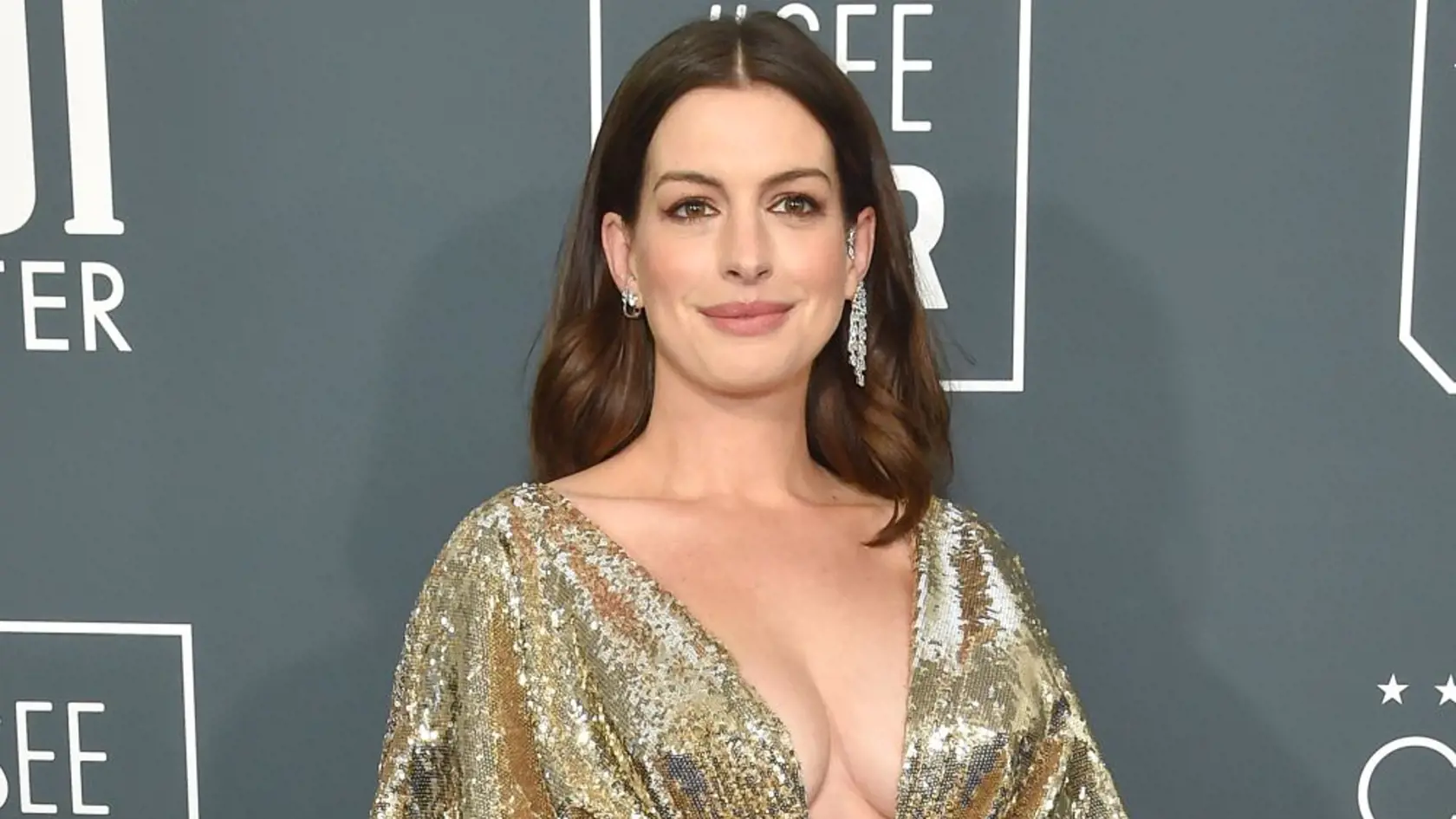 Los,Angeles,-,Jan,12:,Anne,Hathaway,Arrives,For,The