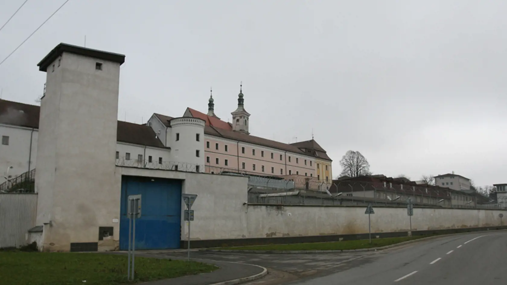 Ilavská väznica patrí k najstráženejším na Slovensku.