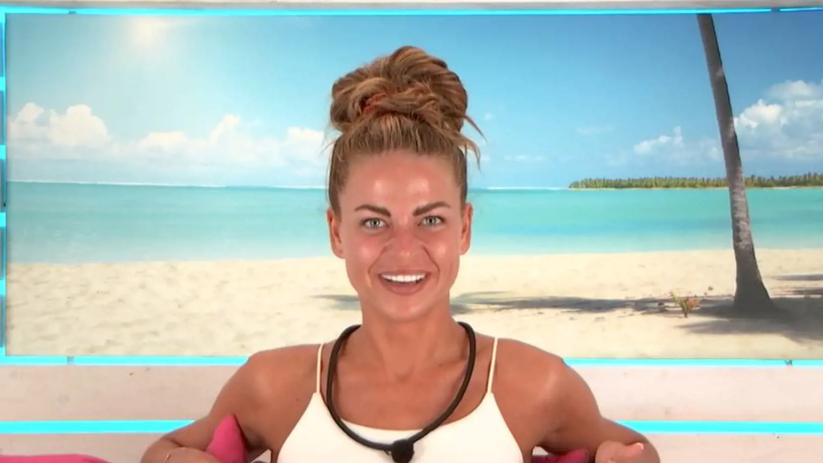 Tereza z Love Island bez mejkapu.