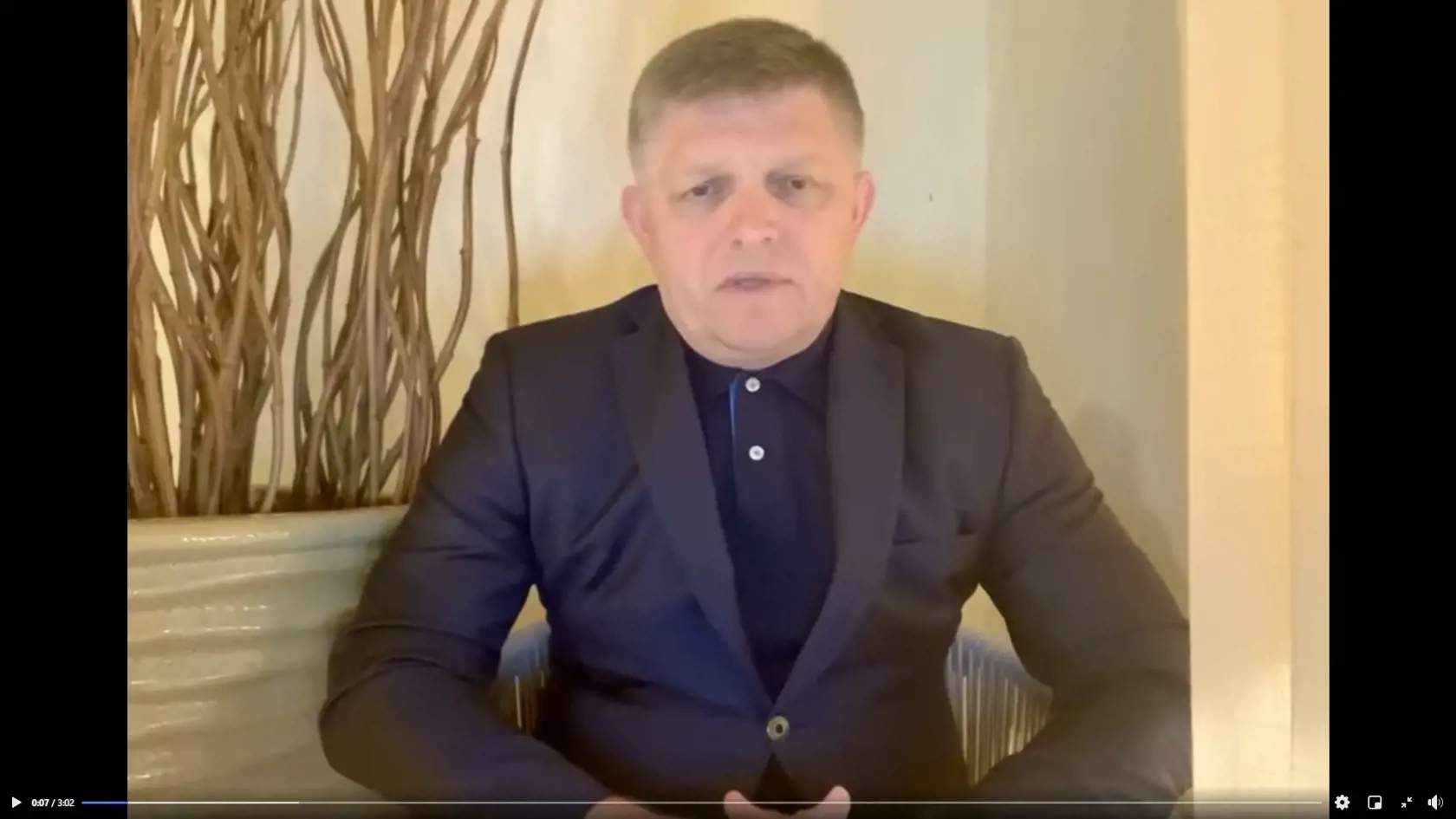 Robert Fico sa presťahoval do komplexu v bratislavskom Starom meste.