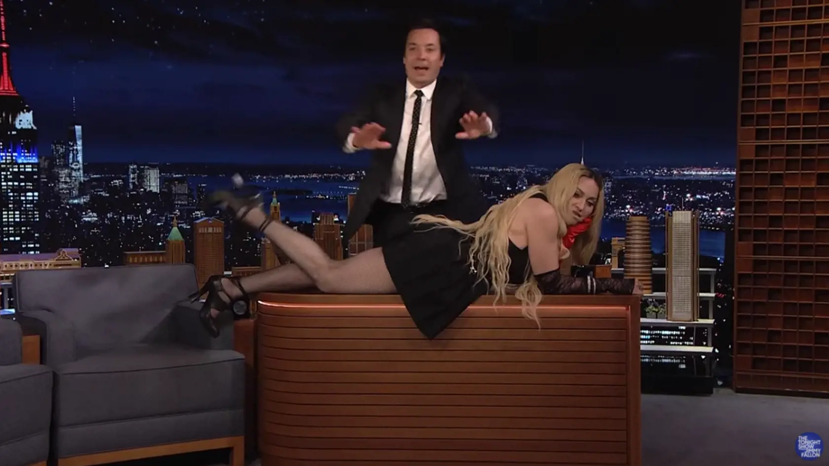 Madonna sa v talk show poriadne odviazala.