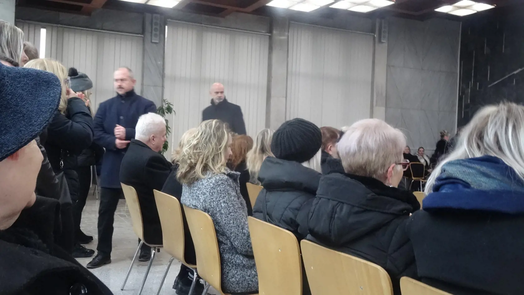 Na pohreb meral cestu aj Marian Kotleba.