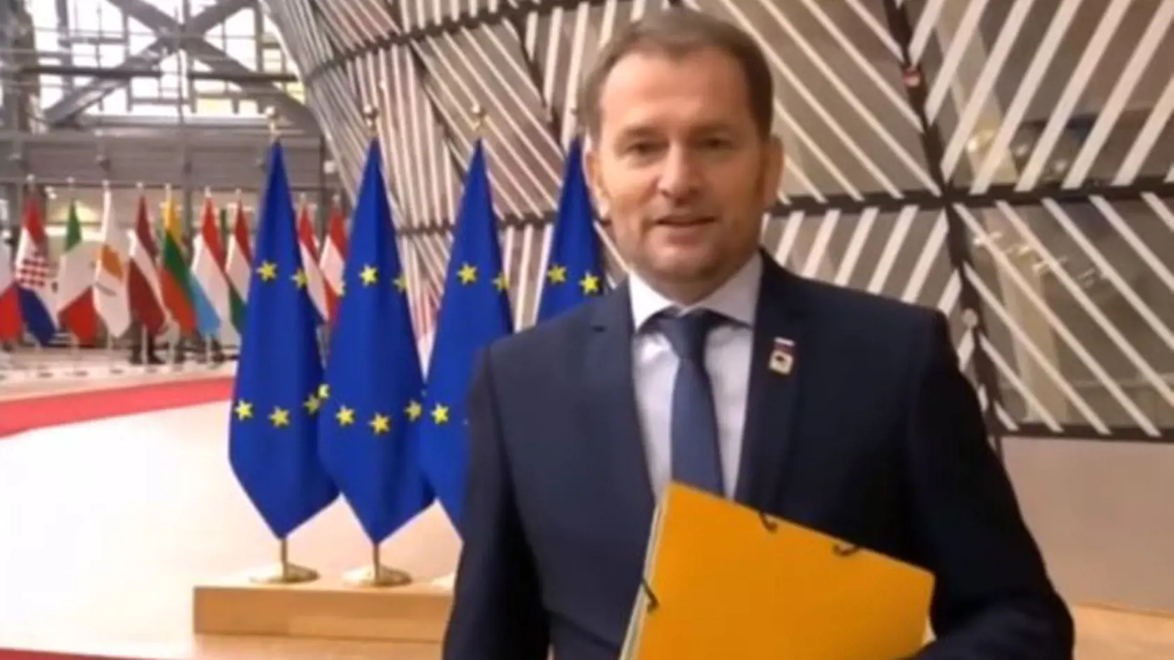 Premiér SR Igor Matovič sa na summite v Bruseli strápnil ako nikdy.