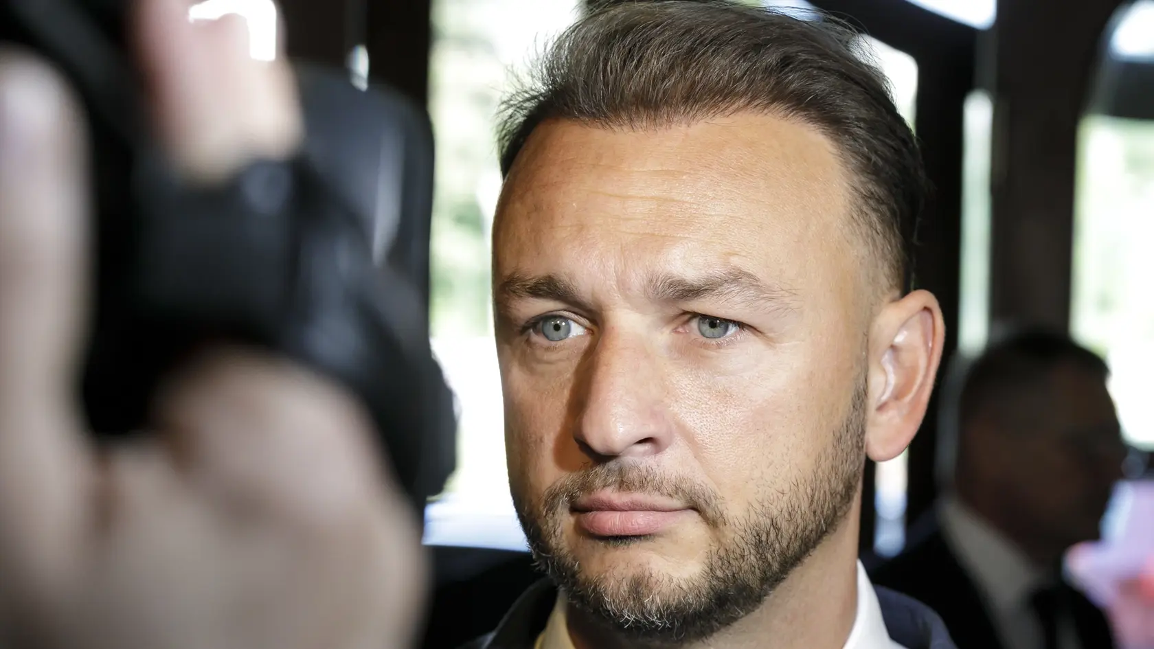 Na snímke minister vnútra SR Matúš Šutaj Eštok (Hlas-SD) odpovedá na otázky novinárov pred 93. schôdzou Vlády SR v Bratislave v stredu 12. júna 2025.