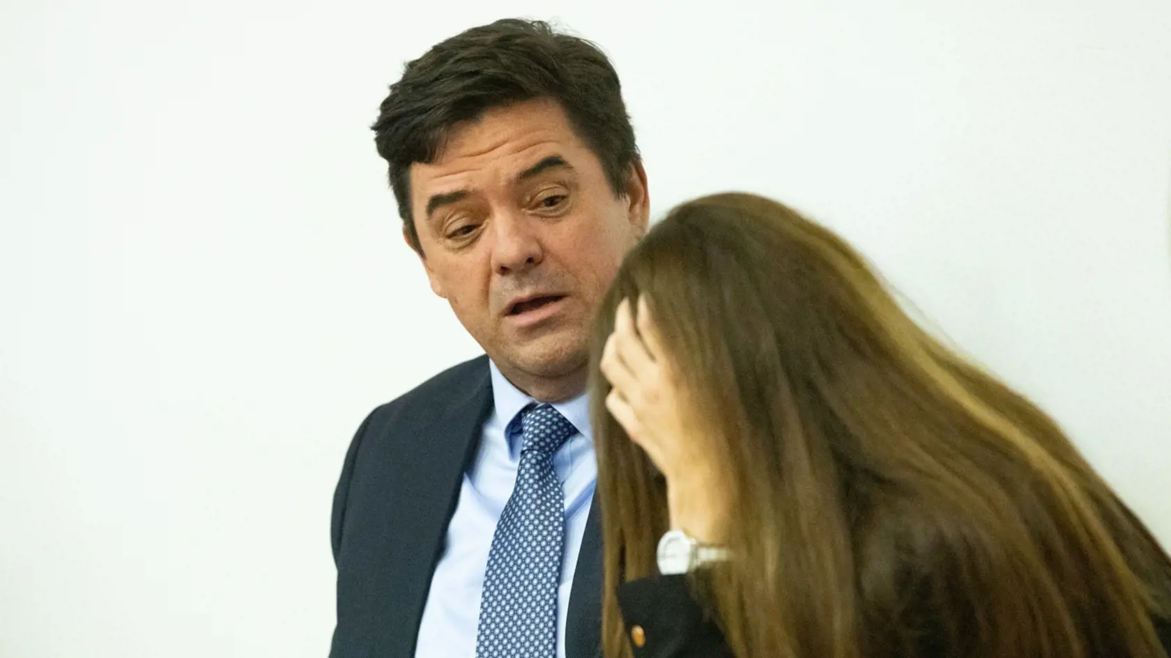 Na fotkách sú učastníci siedmeho pojednávania v kauze Zmenky. Prvý bol vypočutý obžalovaný Marián Kočner. Druhý vypočutý ako svedok Peter Tóth. Na fotke je Marian Kočner.