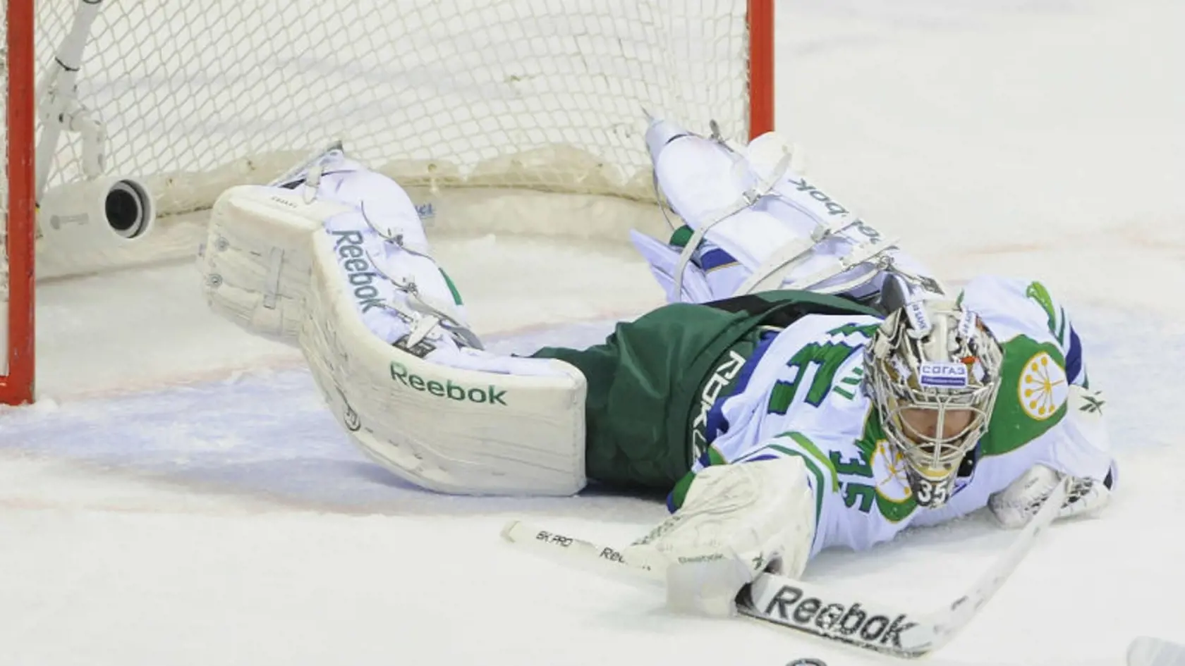 Brankár Salavat Julajev Ufa Iirok Tarkki.