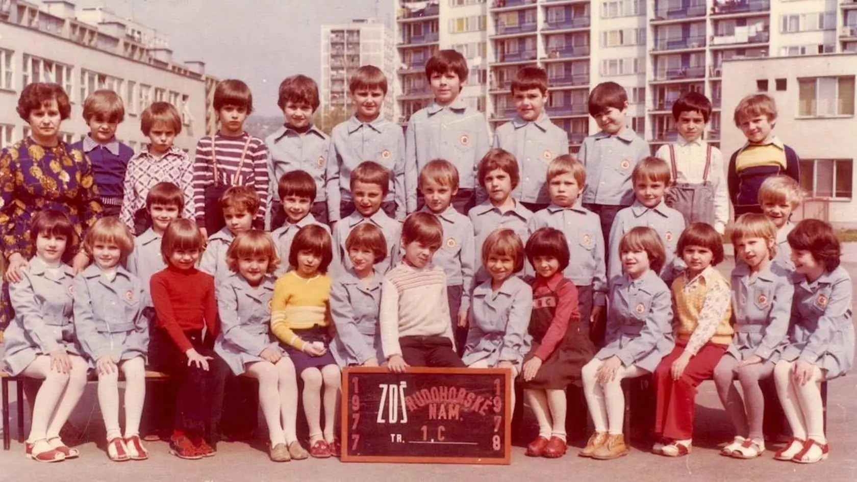Ako ten čas letí, možno si pri pohľade na túto fotografiu povzdychne R. Raši.