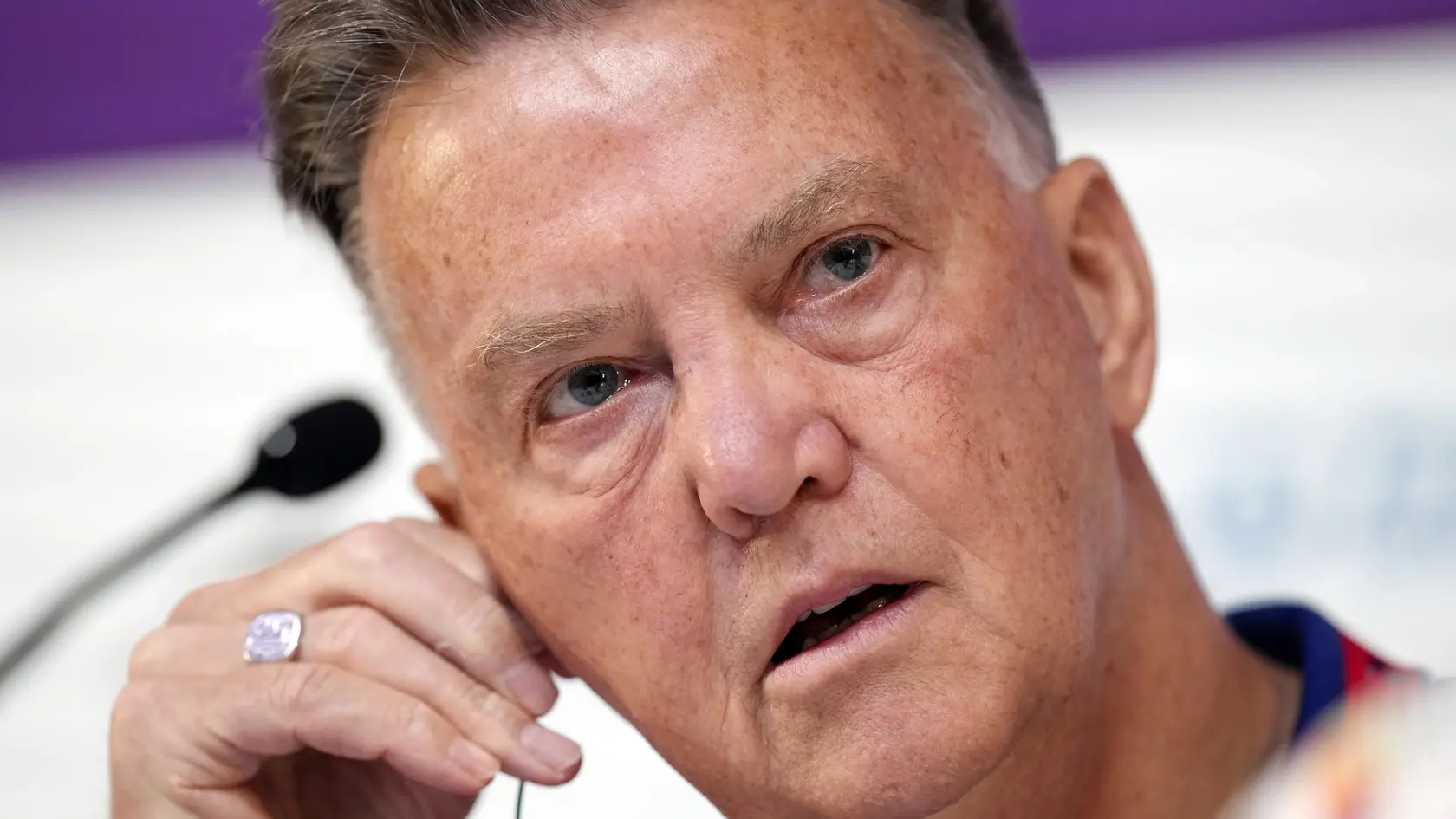 Slávny holandský tréner Louis Van Gaal prekonal rakovinu prostaty.