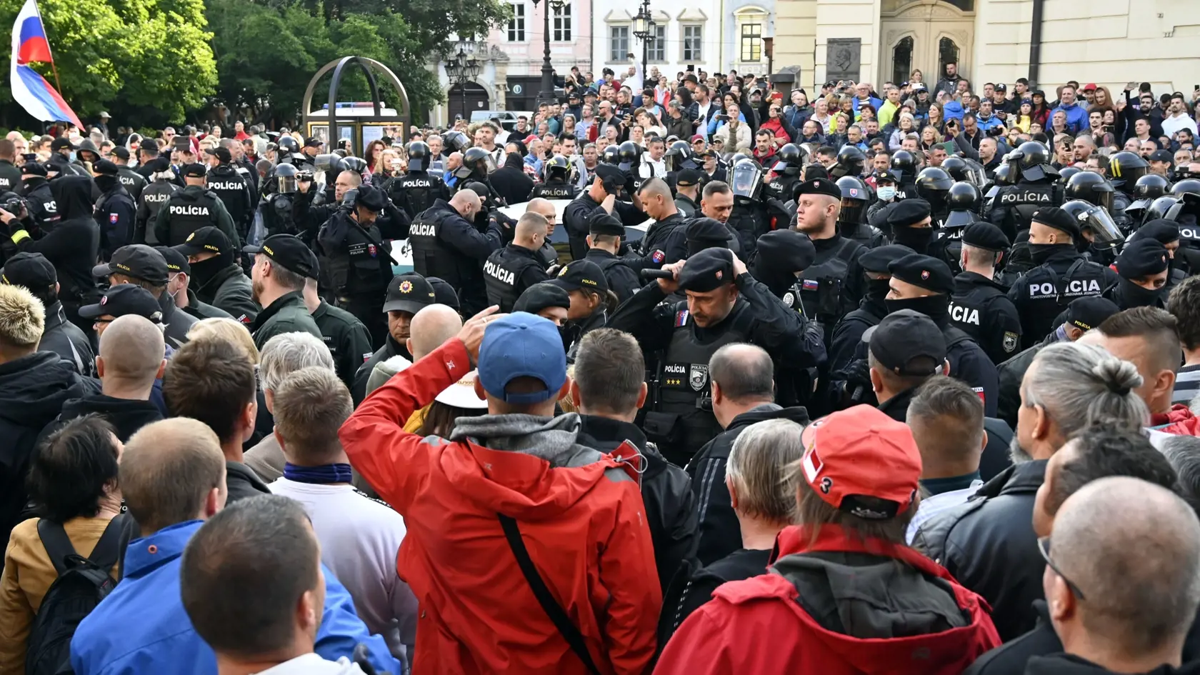 Posledný protivládny protest sa za účasti Smeru-SD uskutočnil 1. septembra v Košiciach.
