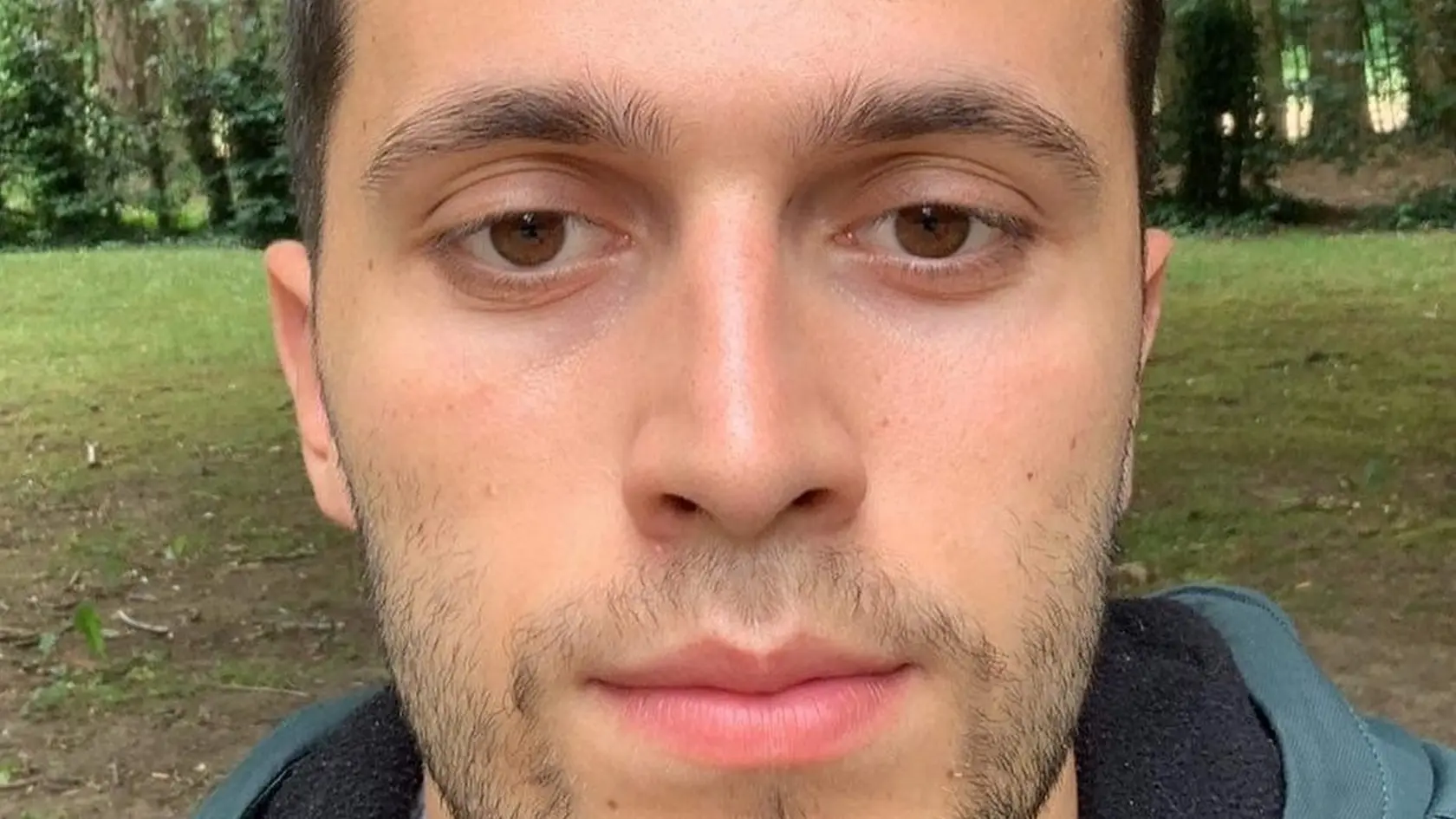 Joseph si kúpil cez internet hru. Keď mu prišla, prevrátil sa mu žalúdok.