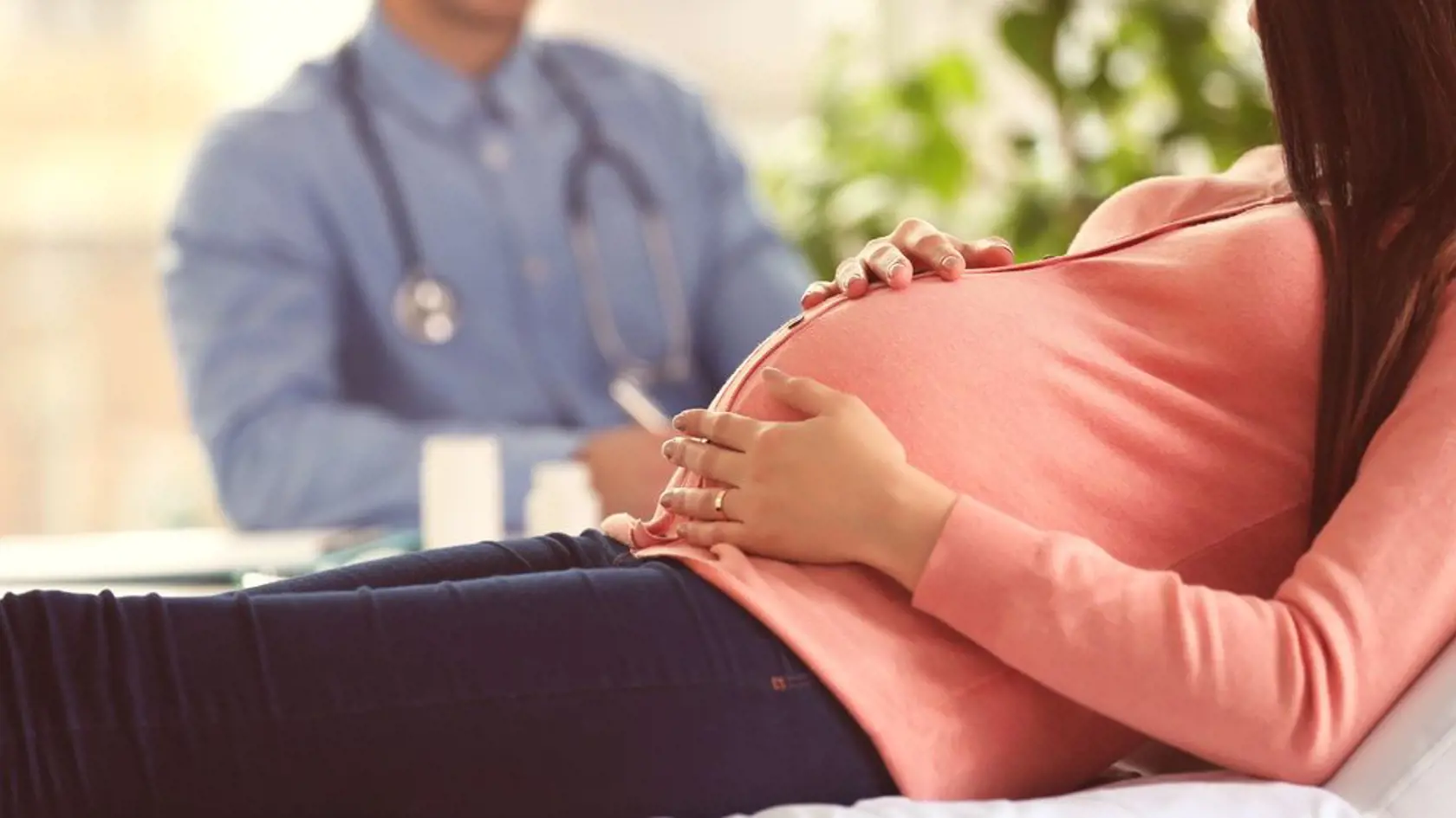 Z tehotenstva sa netešili príliš dlho: DNA test odhalil krutú pravdu!