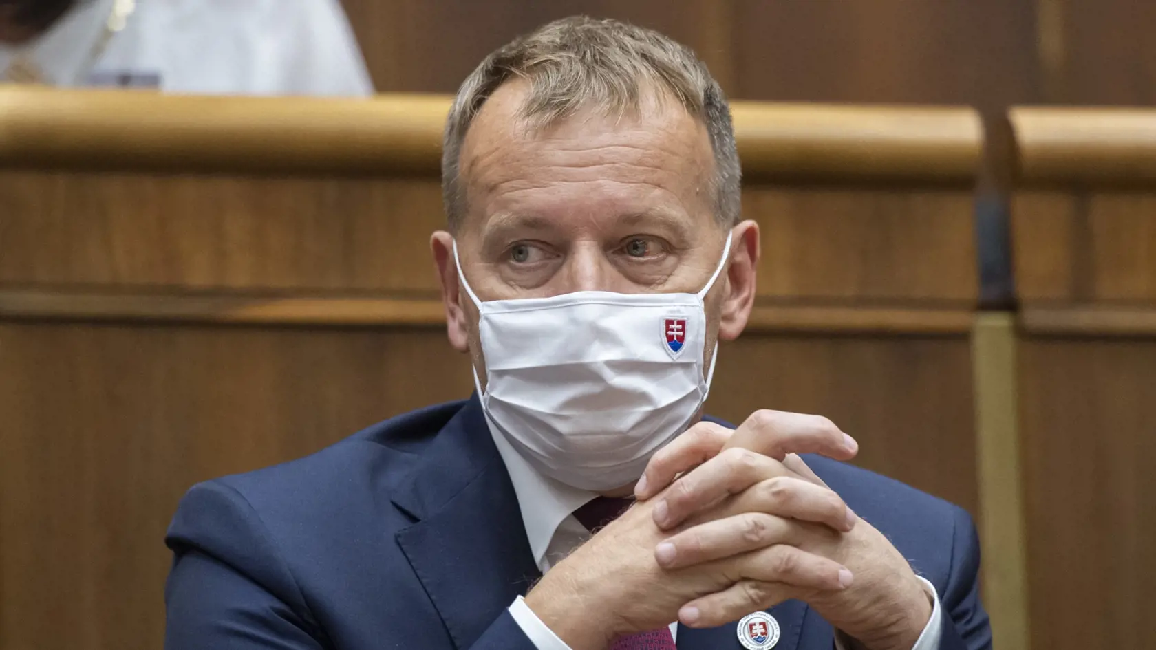 Na snímke je predseda parlamentu SR Boris Kollár (Sme rodina) počas mimoriadnej schôdze NR SR.