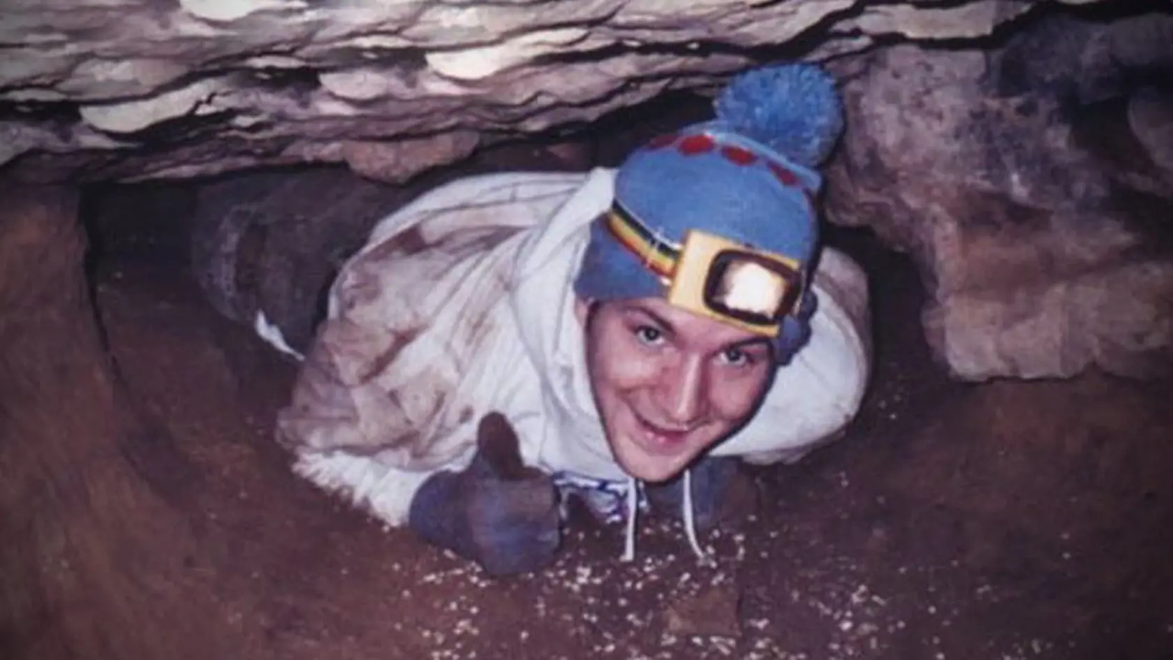 Desivý prípad úmrtia v jaskyni sa stal v roku 2009. V americkom Utahu sa nachádza jaskyna Nutty Putty, ktorá má veľkú časť neprebádanú, s extrémne úzkymi chodbami, kde sa nevojde takmer nič.