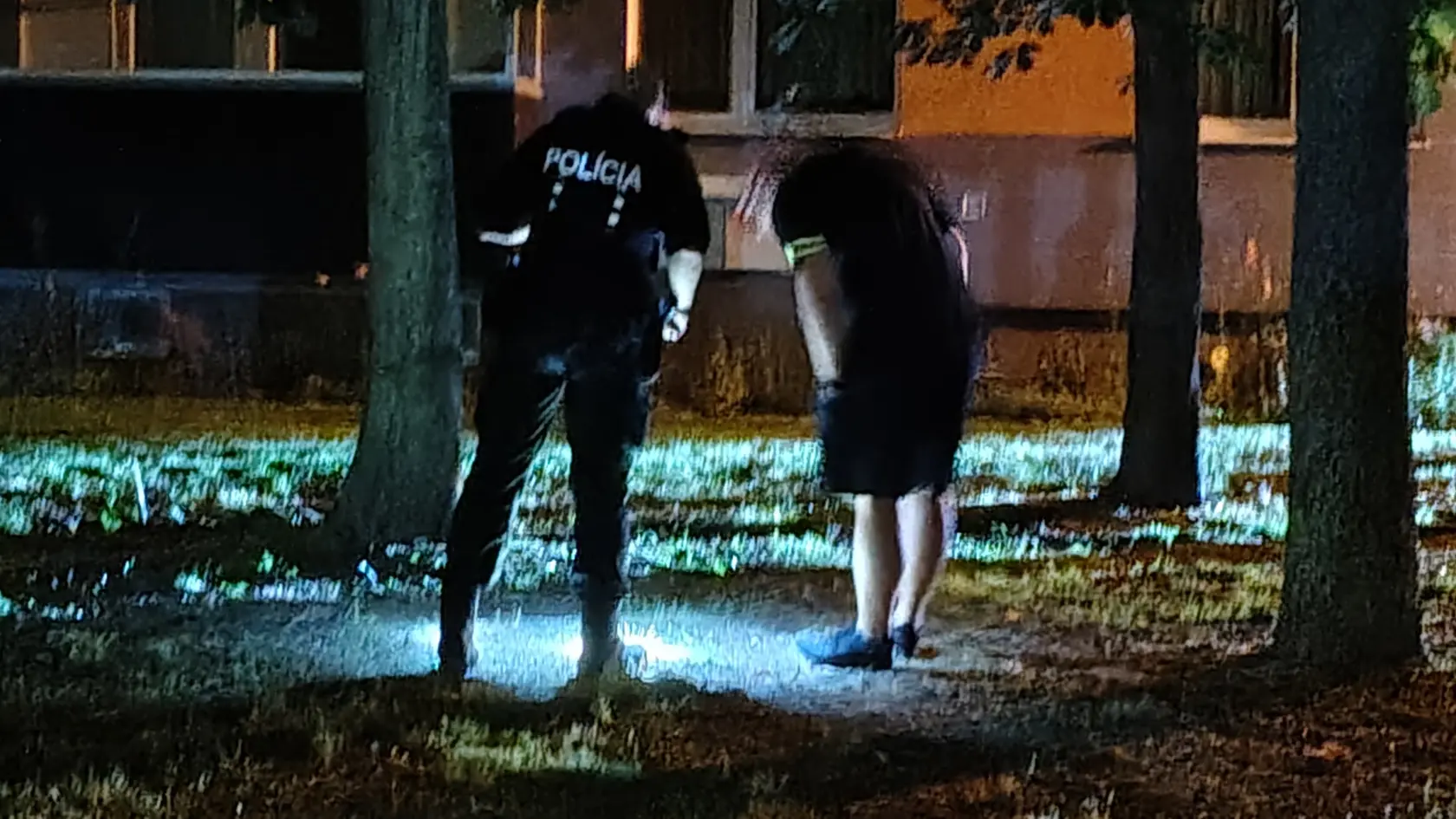V bratislavskom Ružinove zažili obyvatelia rušný sobotný večer. Dokonca padol aj výstrel!
