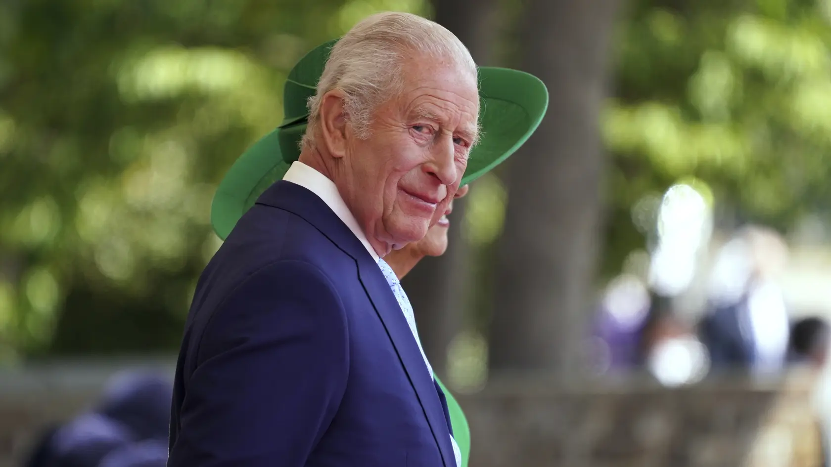 Král Karol, známy aj ako Karol III., je súčasným britským panovníkom. 