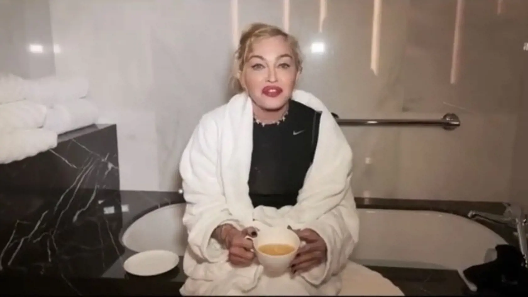 Madonna (61)