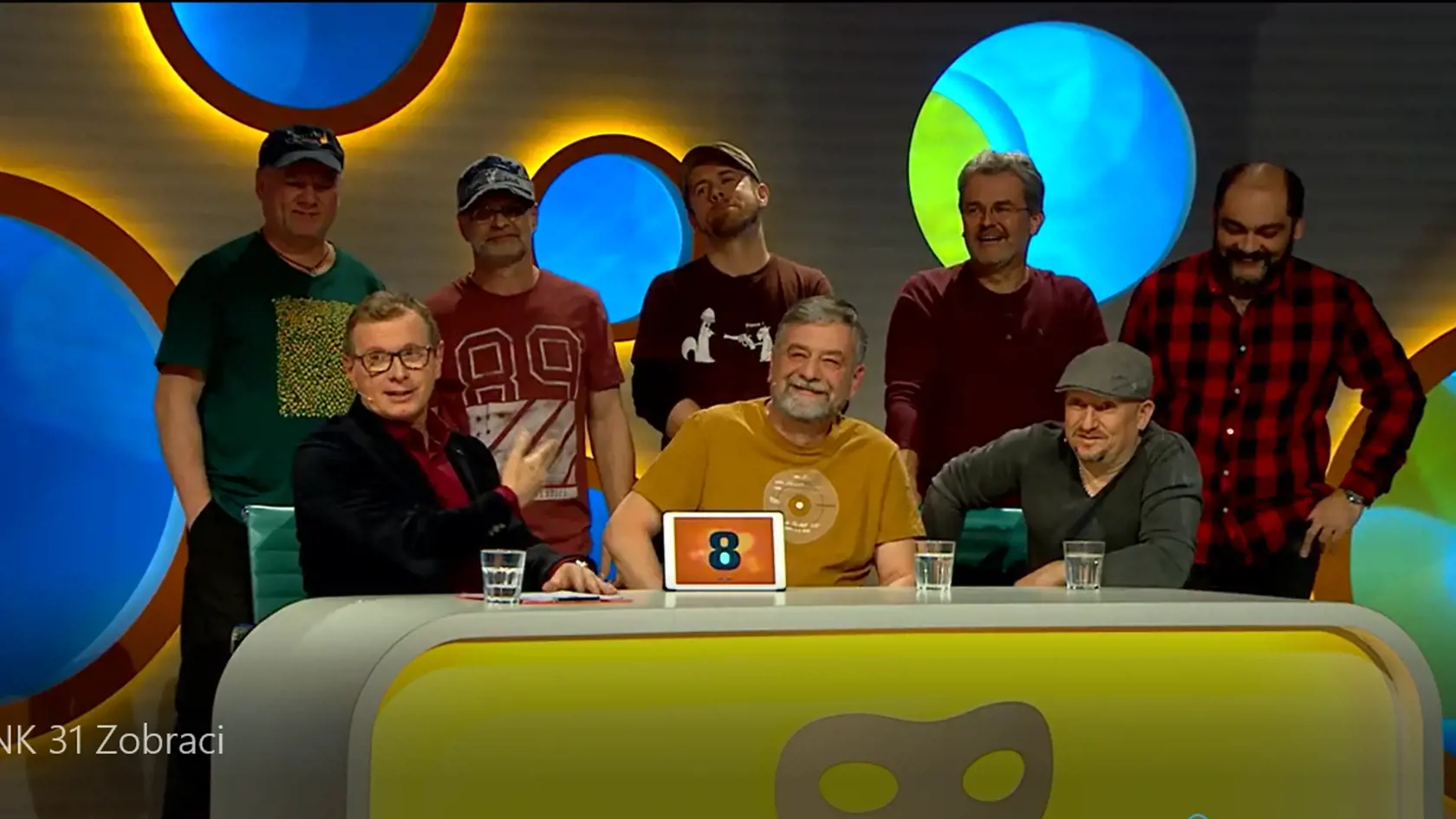 Do Inkognita zavítala Hudákova kapela Žobráci, v ktorej hrá aj jeho brat Alexander. Michala to dojalo k slzám a takmer sa rozplakal.