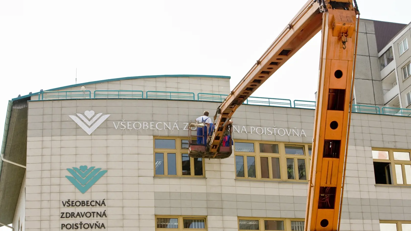 Všeobecná zdravotná poisťovňa zvýšenie financií pre súkromné laboratória zdôvodňuje aj odloženými vyšetreniami počas pandémie.