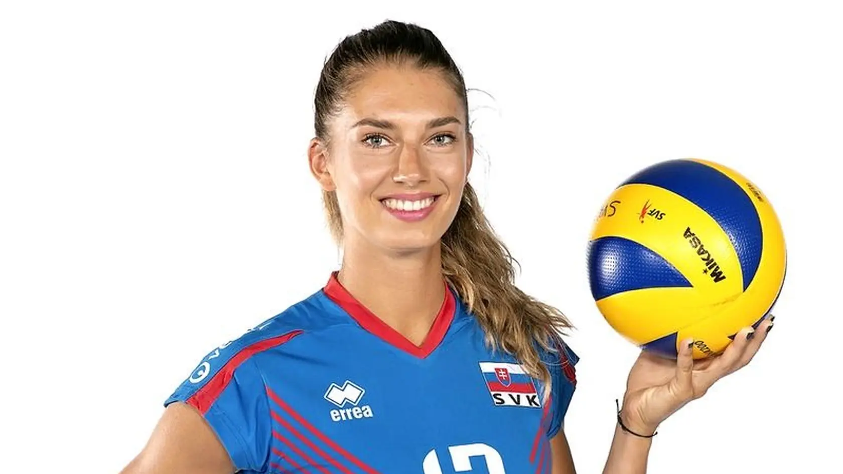 krásna volejbalistka Nikola Radosová si už slovenský dres neoblečie.