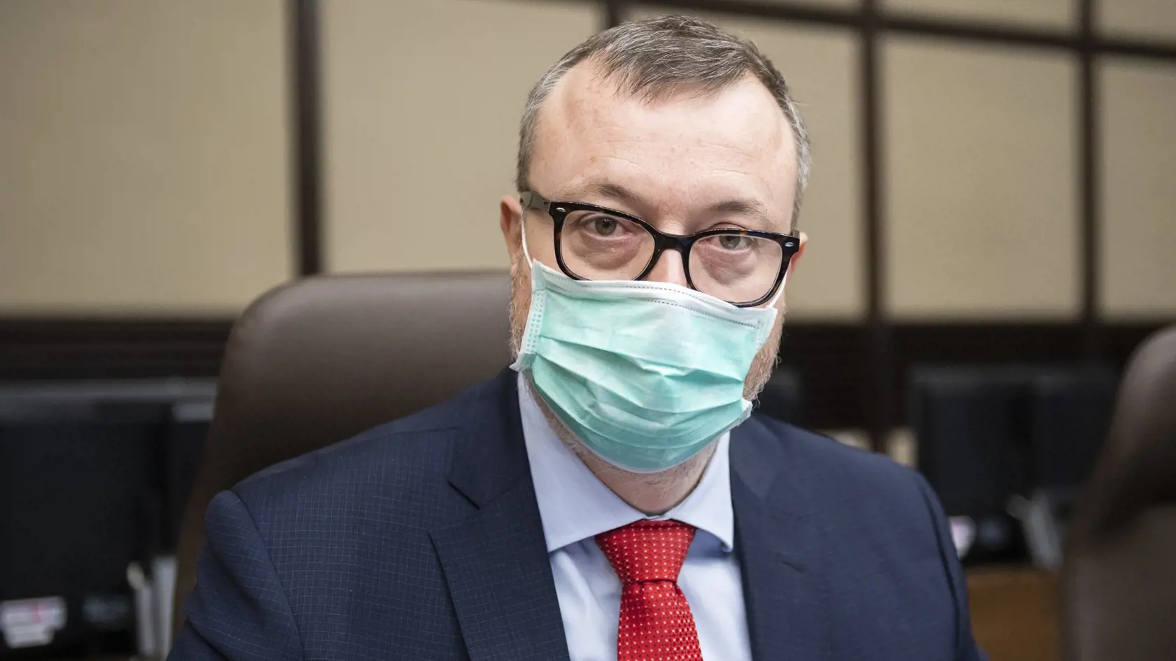 Na snímke minister práce, sociálnych vecí a rodiny SR Milan Krajniak (Sme rodina) počas 4. rokovania vlády SR v Bratislave 25. marca 2020. FOTO TASR - Jaroslav Novák