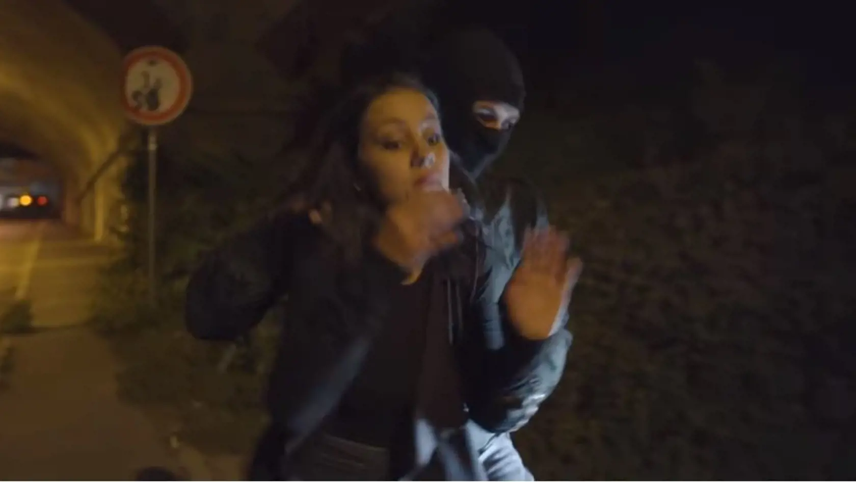 Skupina Elán natočila klip, ktorí fanúšikovia húfne kritizujú.