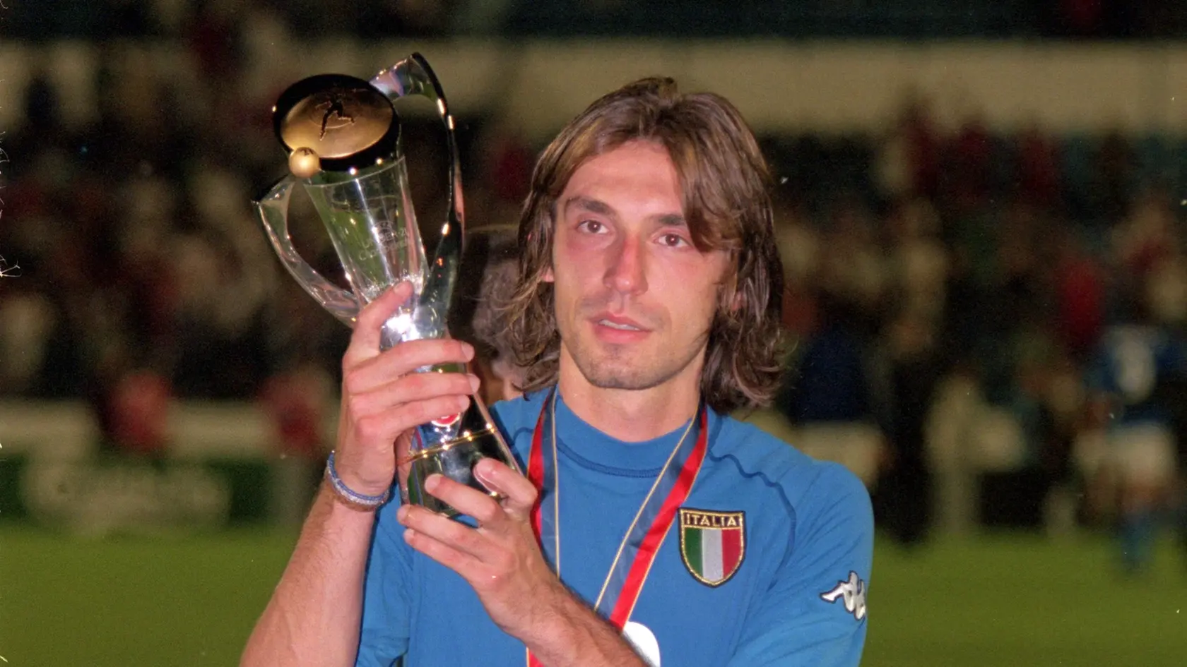 Andrea Pirlo bol na ME do 21 rokov, ktoré sa v roku 2000 konali na Slovensku, oporou talianskej reprezentácie. 