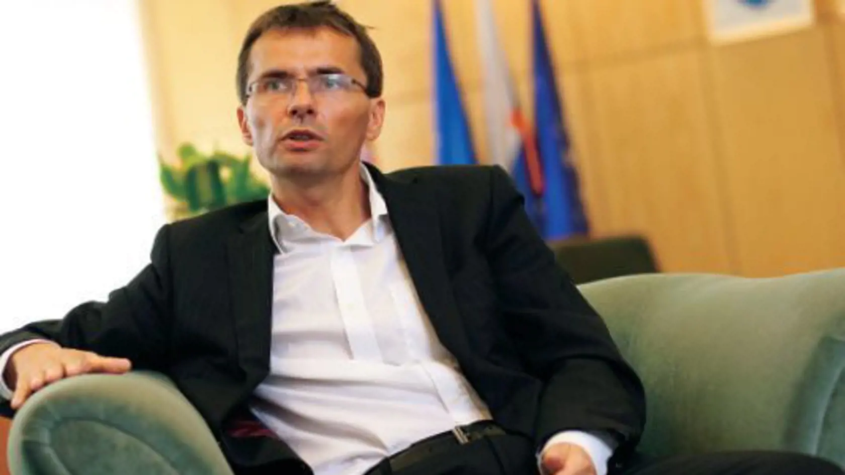 Poslanci okolo Jany Kiššovej, Natálie Blahovej, Ľubomíra Galka a Jozefa Rajtára vystupujú z poslaneckého klubu SaS.