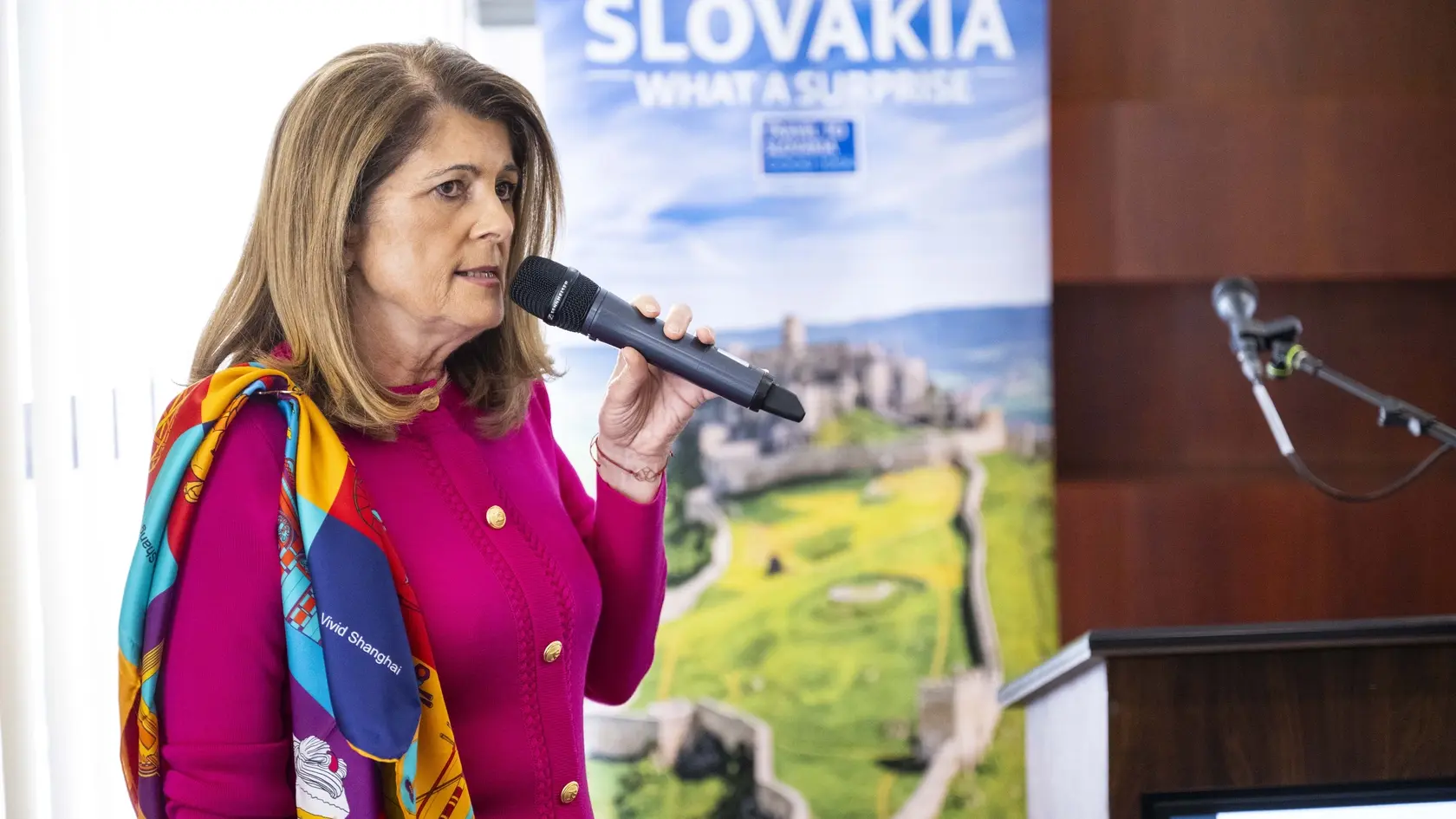 Slovenskú expozíciu pre výstavu EXPO 2025 v Osake predstavovala riaditeľka Slovakia Travel Ivana Vala Magátová. Dnes už vo funkcii nie je.