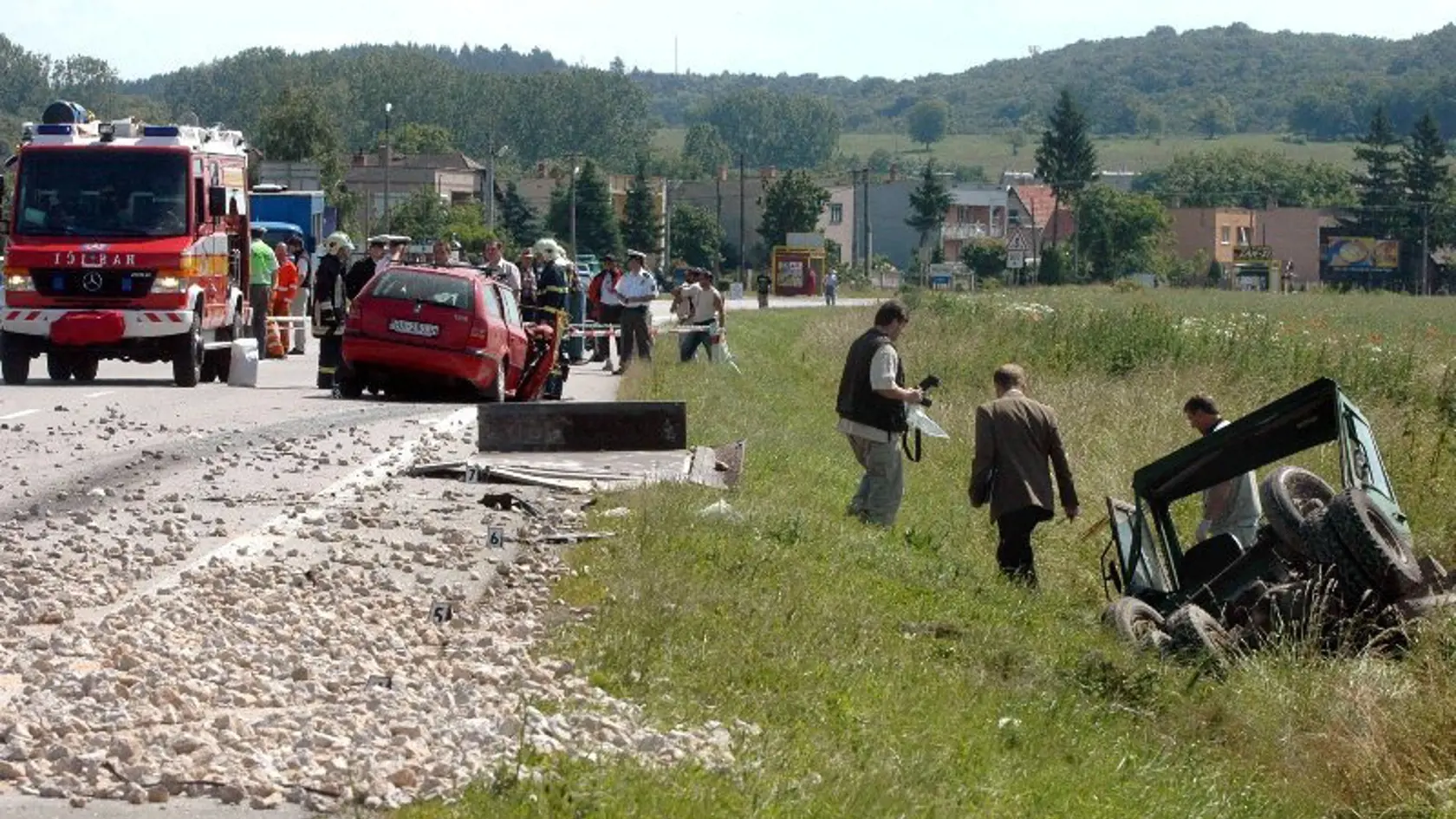 K tragickej nehode došlo pri kolízii s multikárou plne naloženou štrkom.