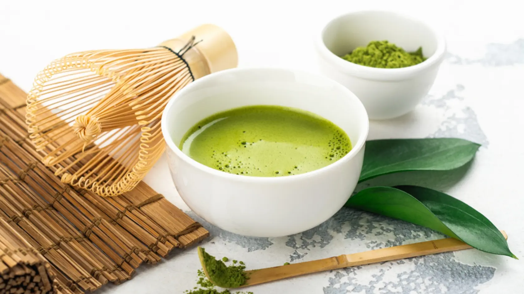 Ak nie ste tím káva, isto vám odporúčame lahodnú dobrotu z Ázie a to matcha latte.