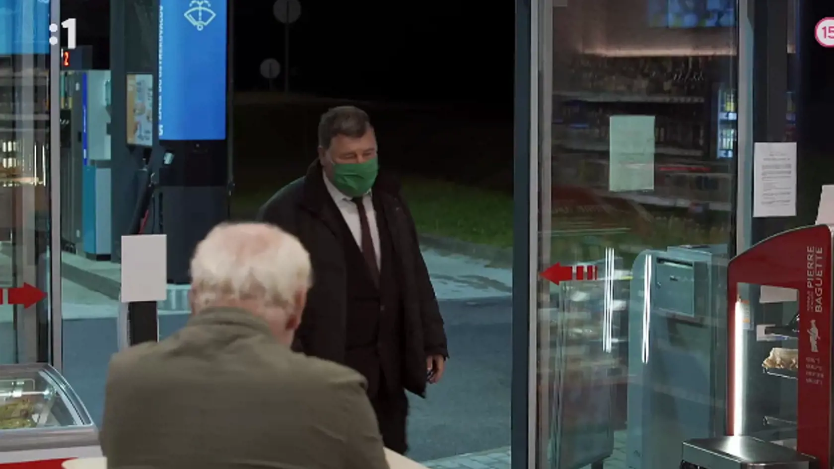 Profesor Vladimír Krčméry sa objavil v seriáli RTVS Pumpa. Natáčanie pre neho začínalo o 22:30.